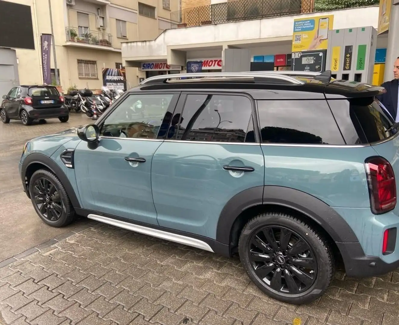 MINI Cooper Countryman 1.5 Classic all4 auto - 1