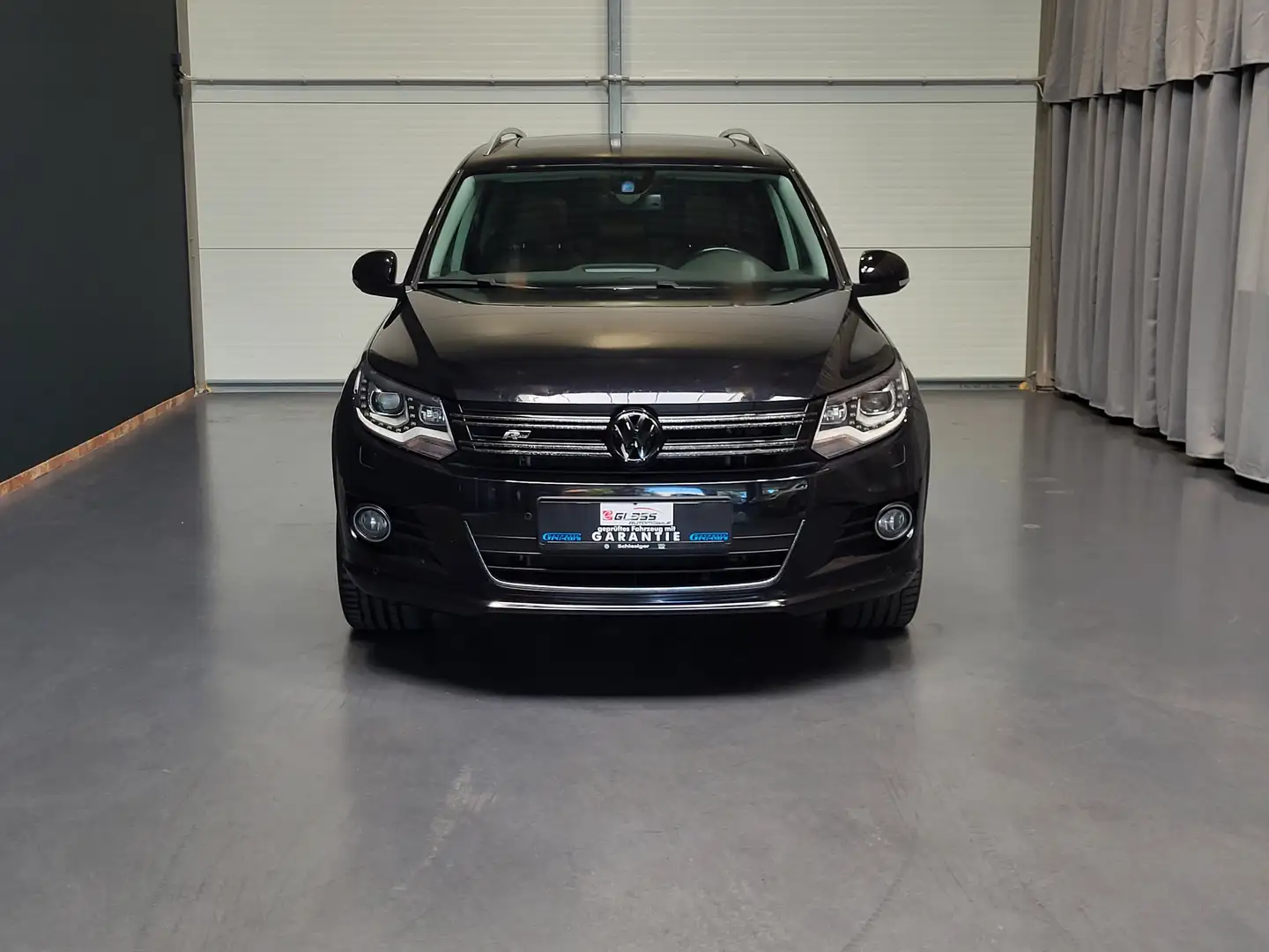 Volkswagen Tiguan 2.0TDI R-Line *TOP Ausstattung* Schwarz - 2