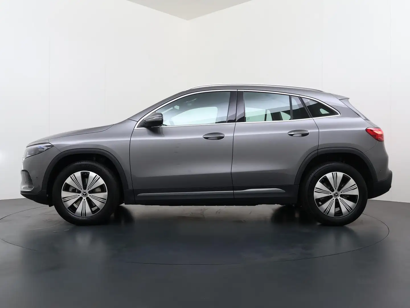 Mercedes-Benz EQA 250 250+ Business Solution | Progressive Advanced Pakk Grau - 2