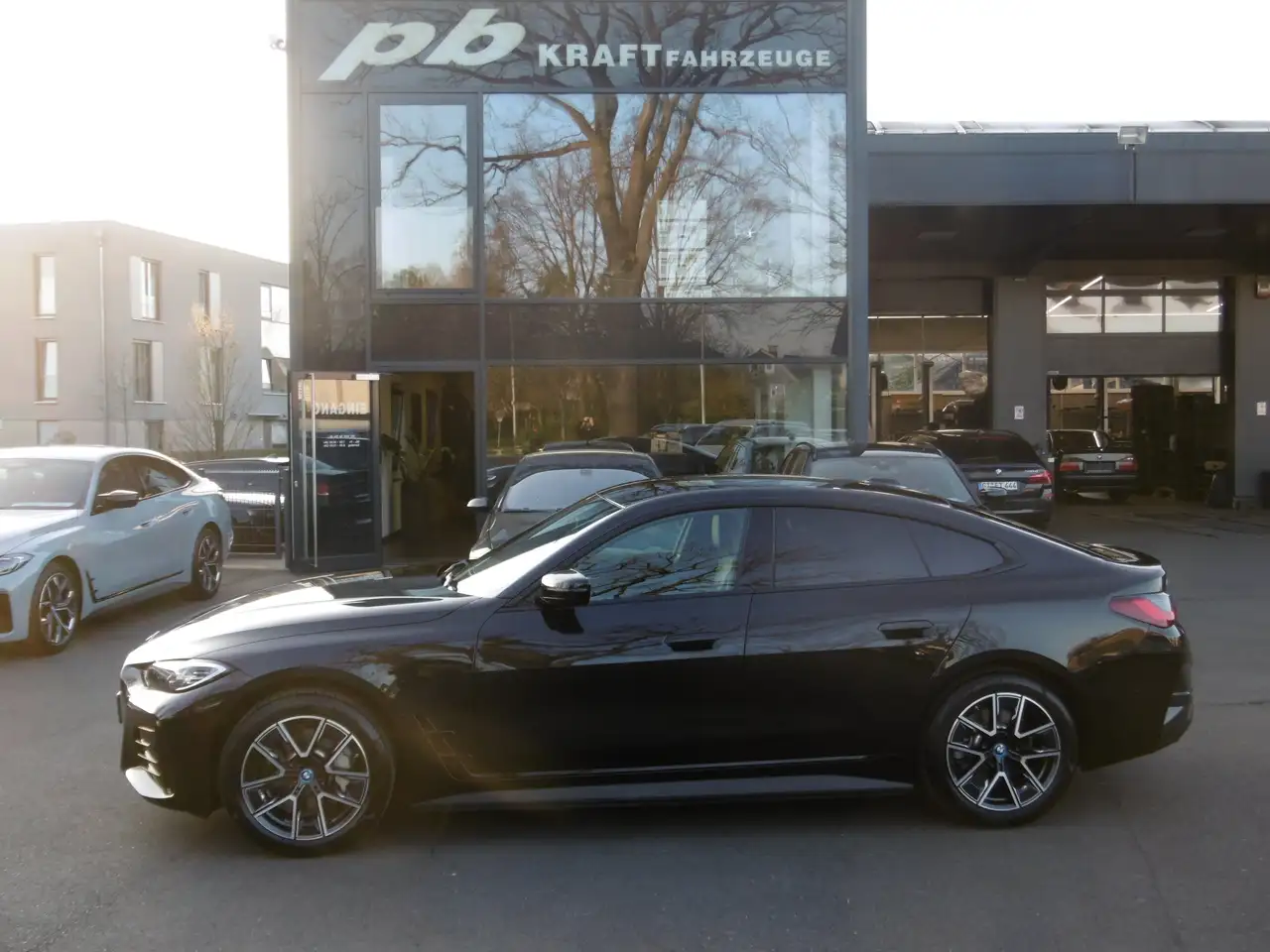 BMW i4