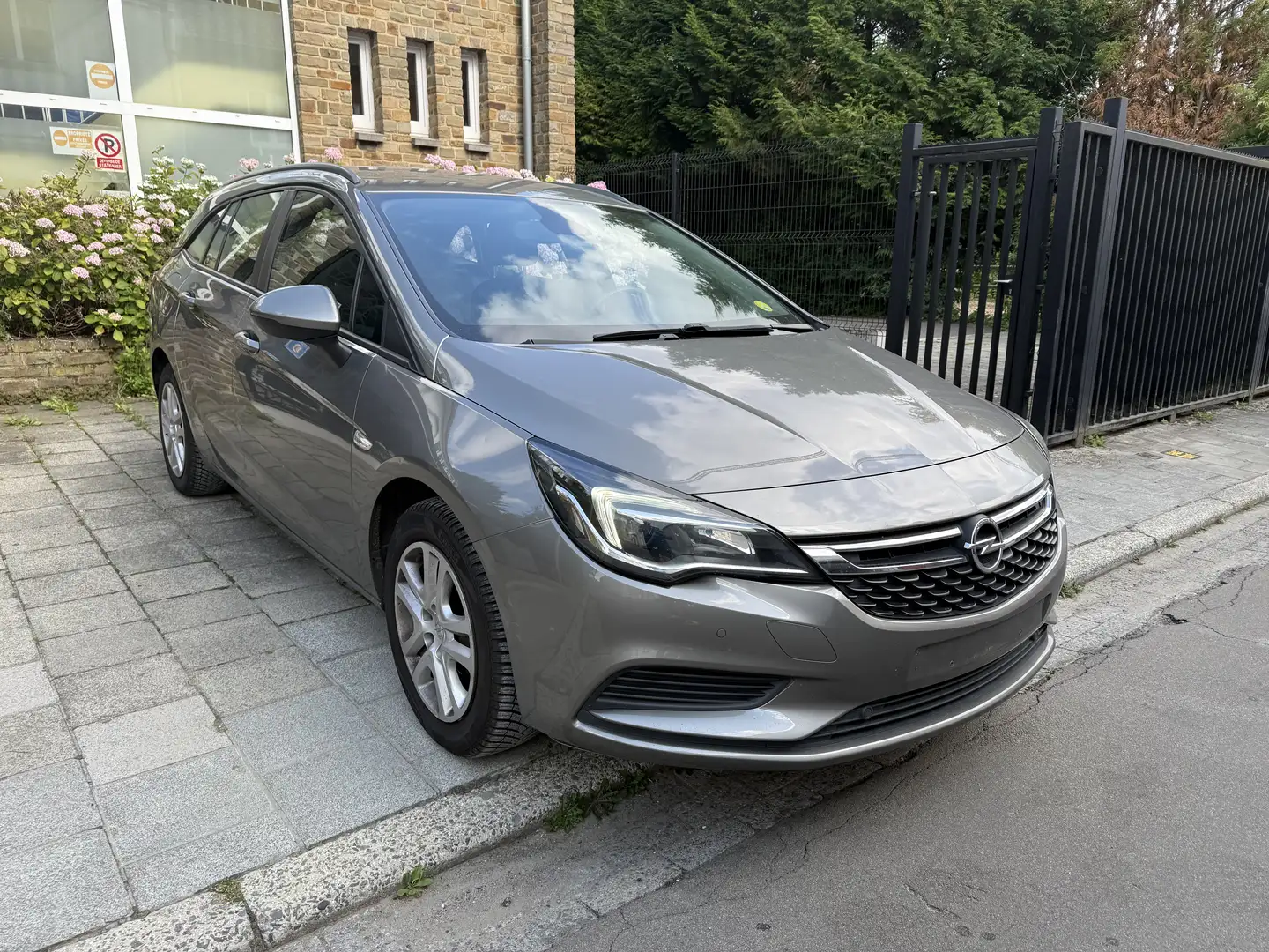 Opel Astra Sports Tourer 1.6 CDTI 110 ch Business Edition - 2