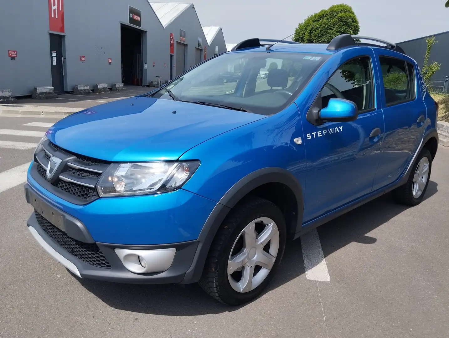 Dacia Sandero Stepway 1.5 dCi Airco eur5 Blauw - 1