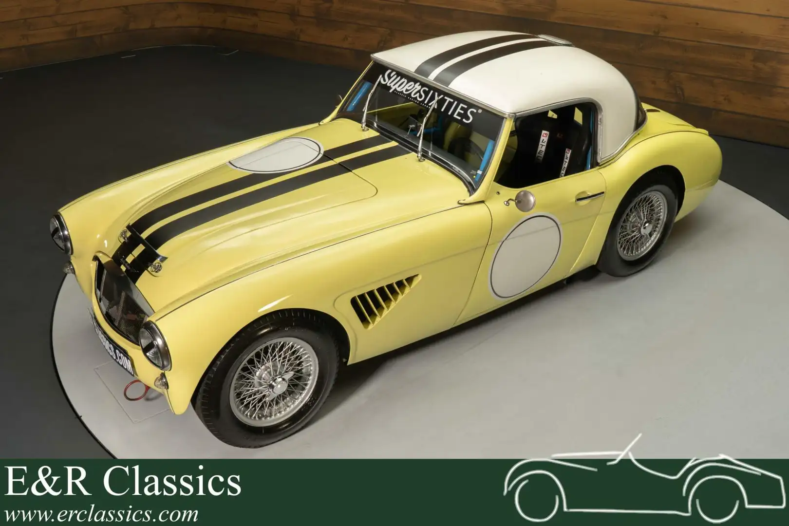 Austin Healey Coupe Jaune - 1