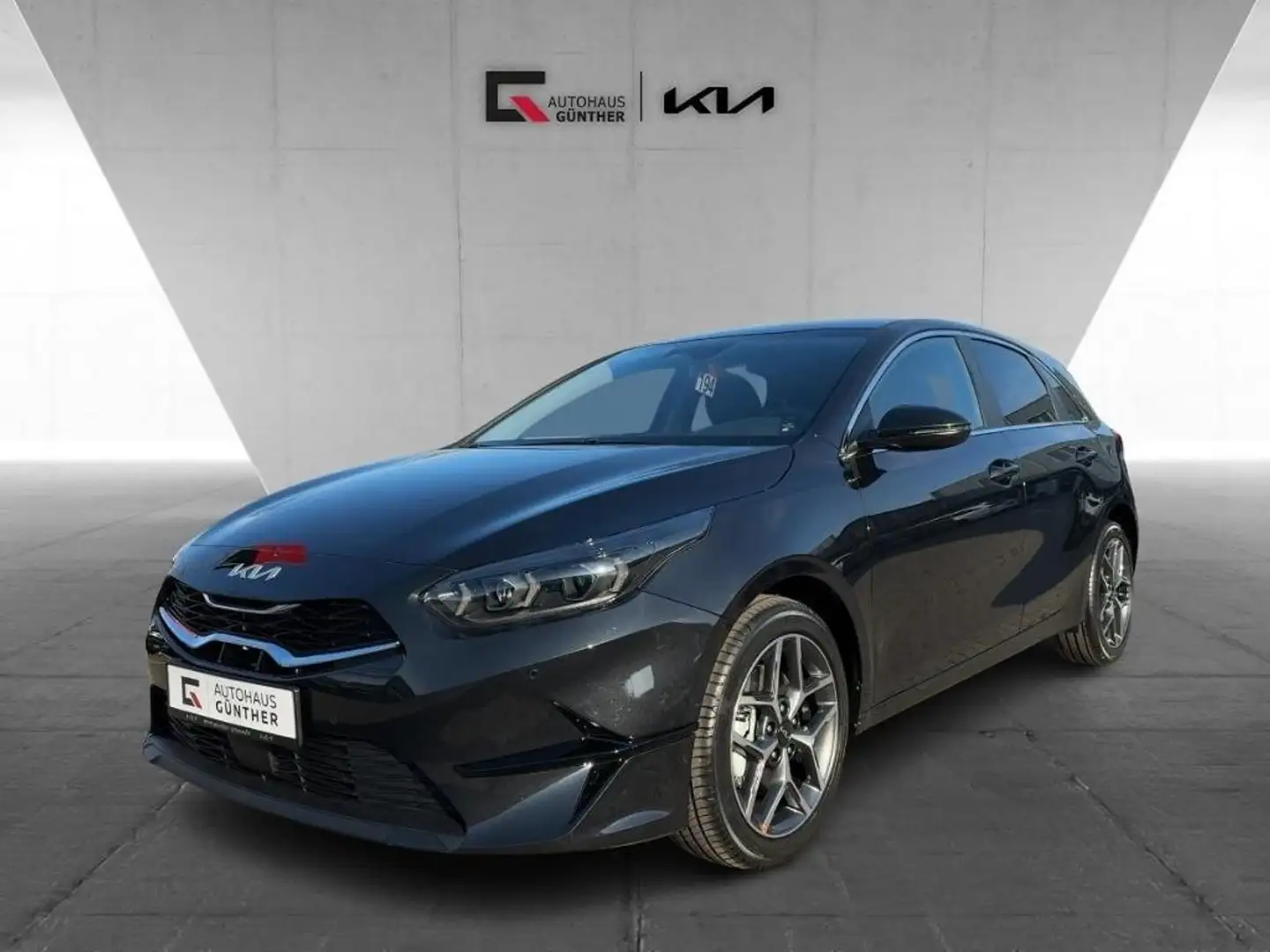 Kia Ceed / cee'd Ultimate Edition 1.5T-GDI 48V DCT Style JBL Schwarz - 1