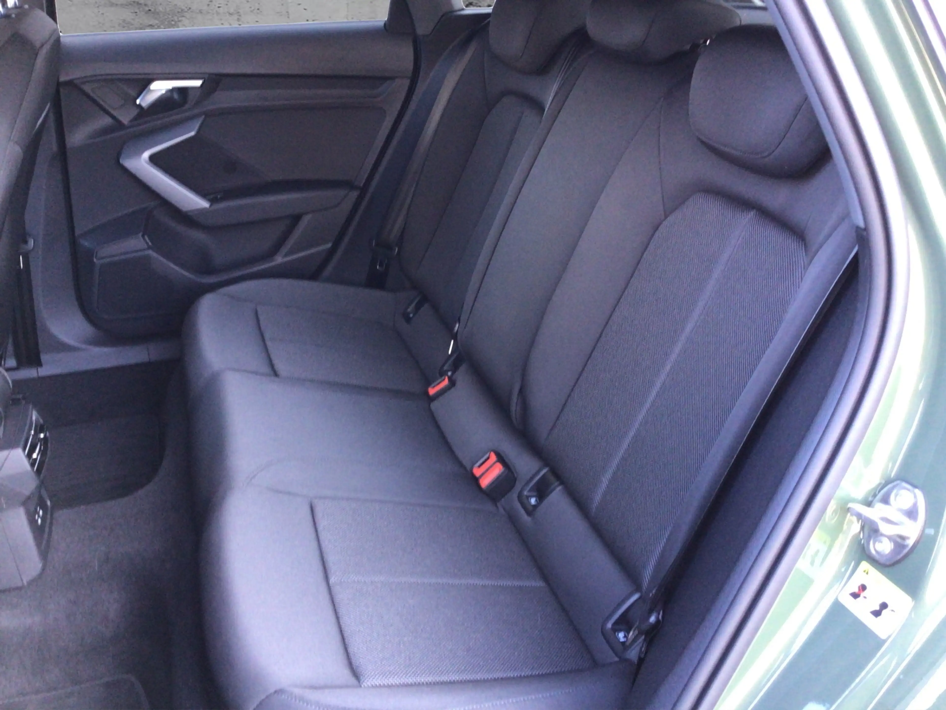 Audi A3 Sportback adv. 35TFSI 5JG/3ZONEN/SHZ/AMBIENTE — photo 10