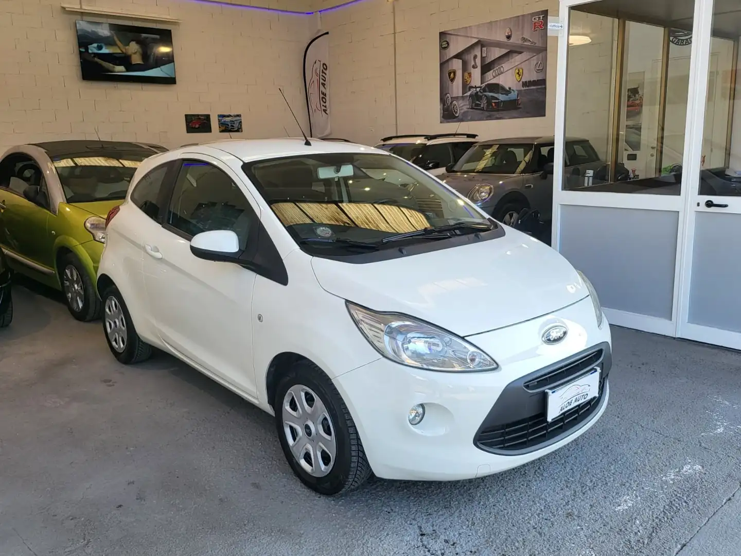 Ford Ka/Ka+ Ka 1.2 + c/esp,tcs 69cv E5 Blanc - 2