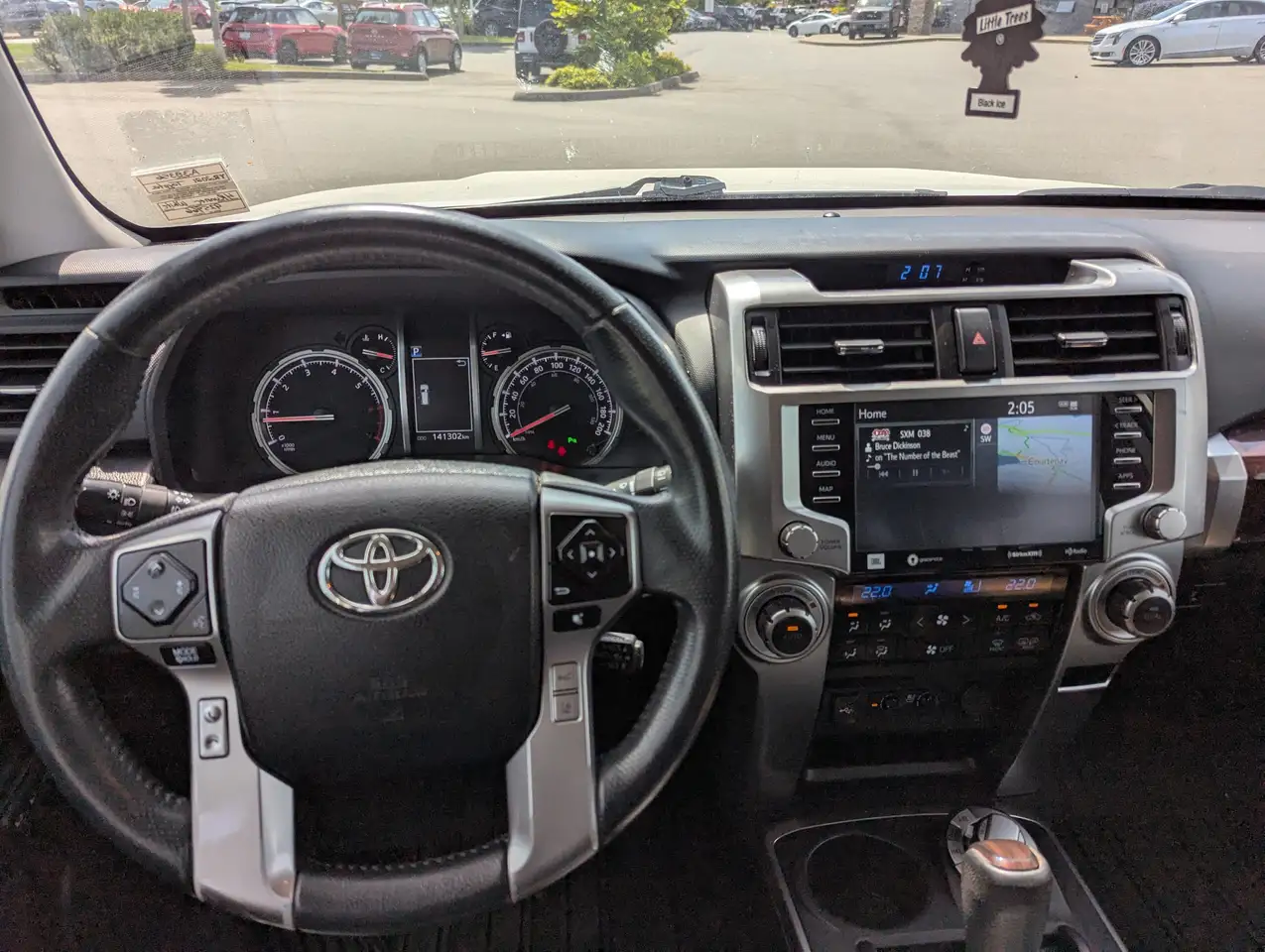 Toyota 4-Runner снимка Toyota 4-Runner