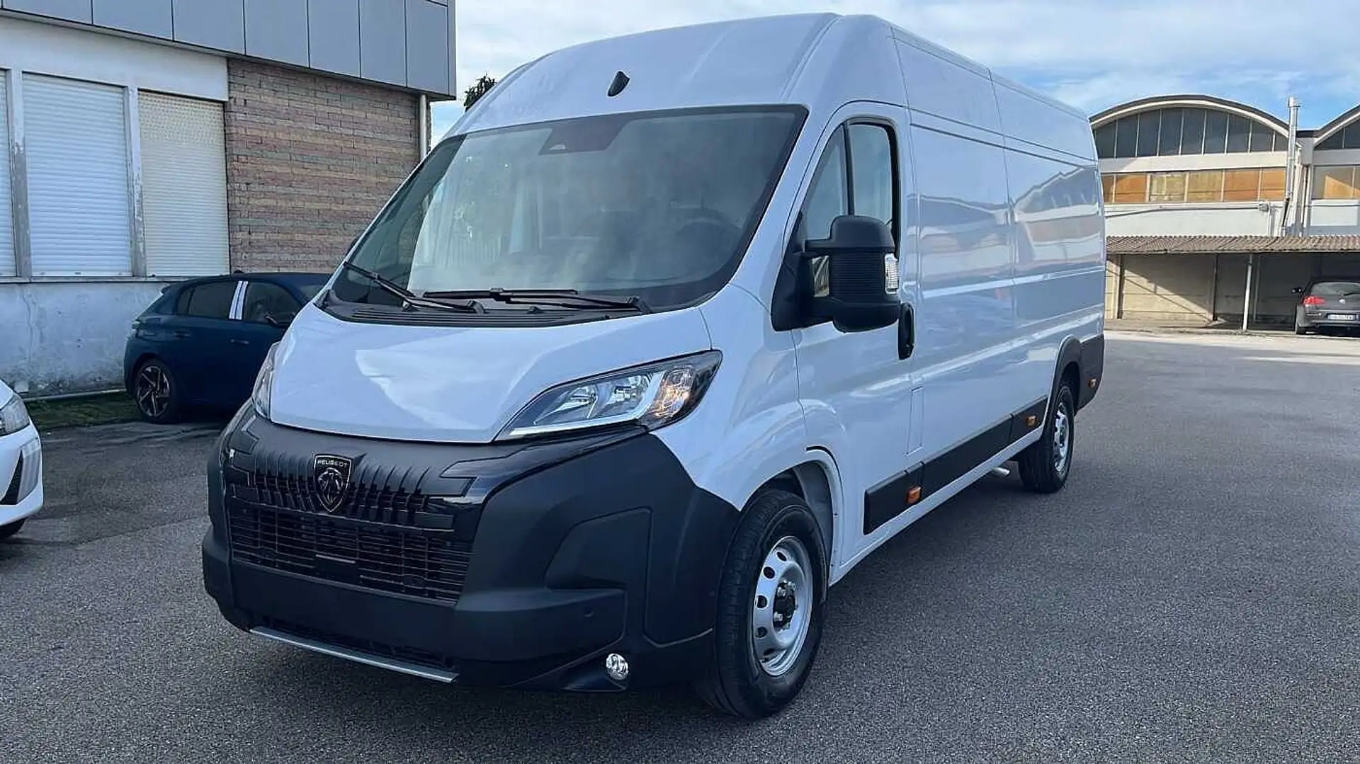 Peugeot Boxer Nuovo Boxer 435 L4H2 maxi 2.2 BlueHDi 180 Bianco - 1