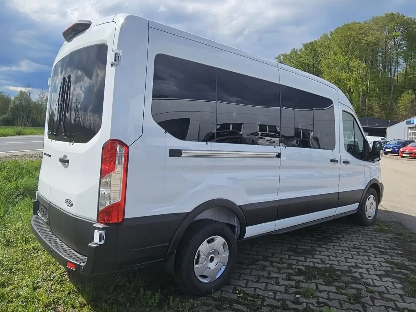 Ford Transit Transit Kombi Trend 350L3 2,0L Eblue 150PS A FWD Weiß - 2