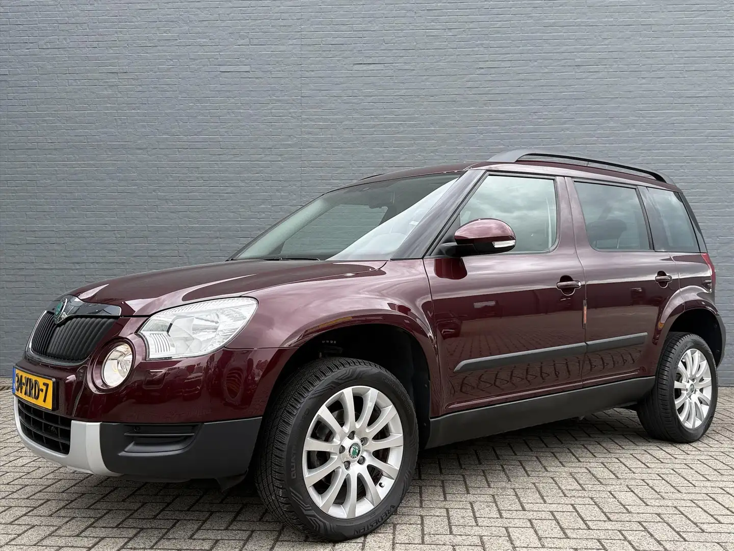 Skoda Yeti 1.2 TSI 105pk Ambition | Climate Control | Navigat Červená - 2