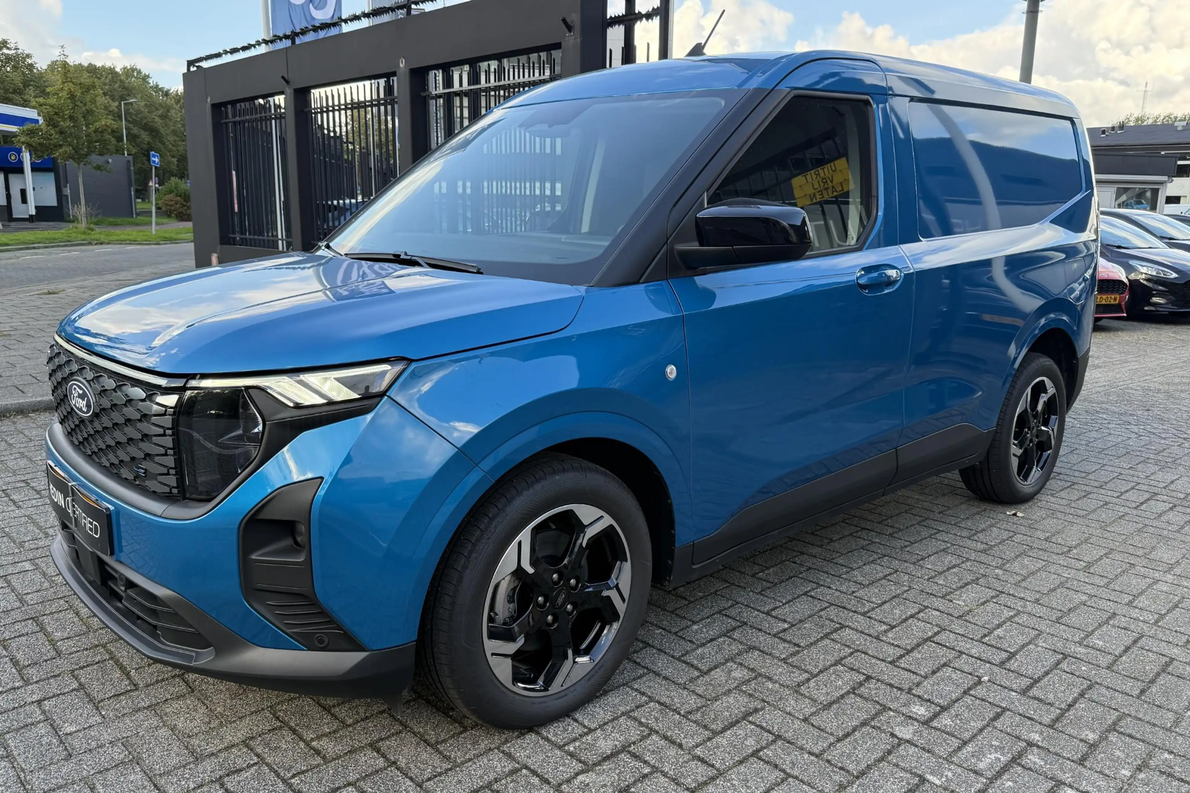 Ford Transit Courier E-Transit Limited 44 kWh | Trekhaak | Driver Assis — photo 2