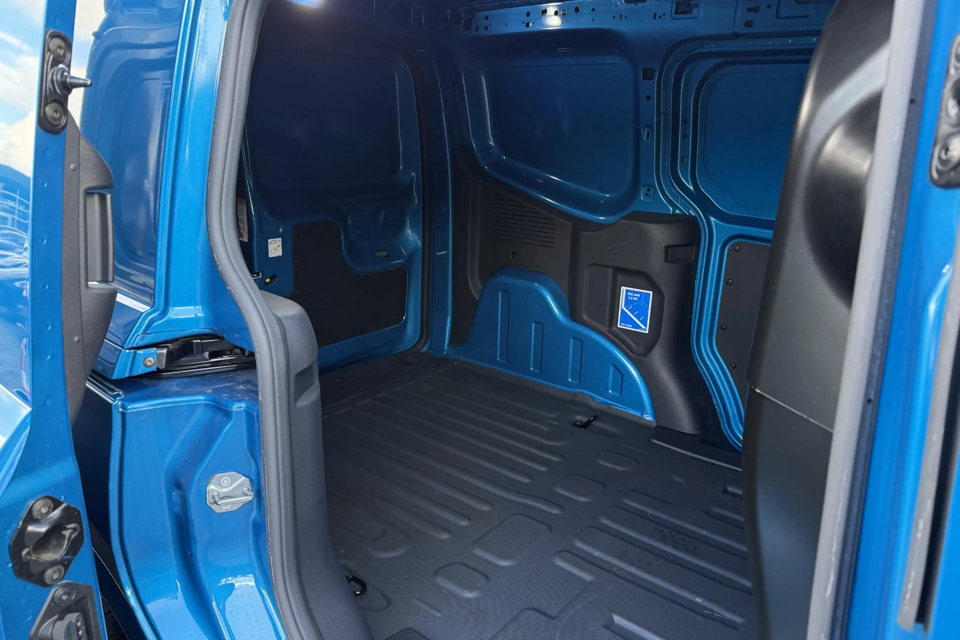 Ford Transit Courier E-Transit Limited 44 kWh | Trekhaak | Driver Assis — photo 10