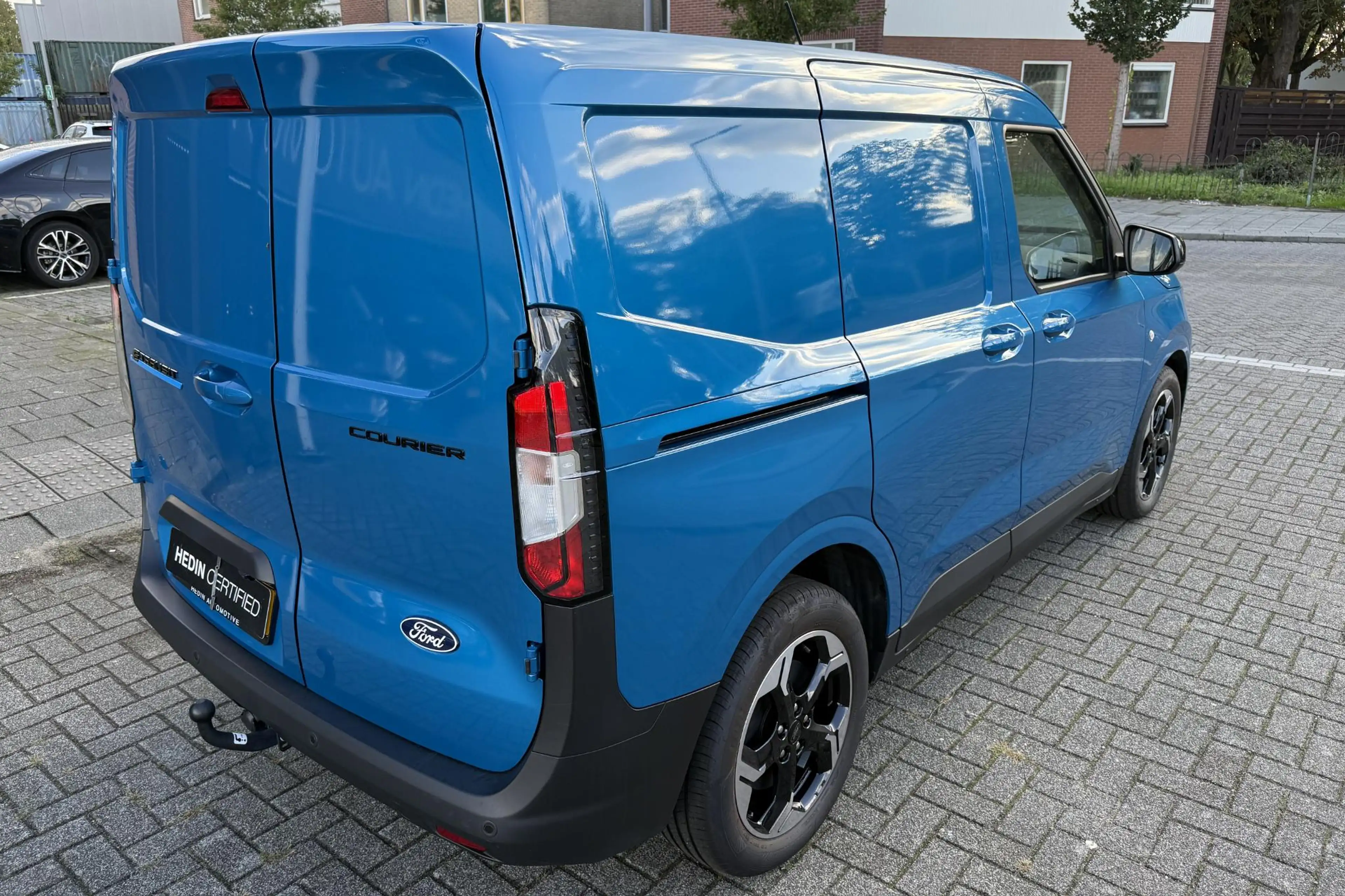 Ford Transit Courier E-Transit Limited 44 kWh | Trekhaak | Driver Assis — photo 4