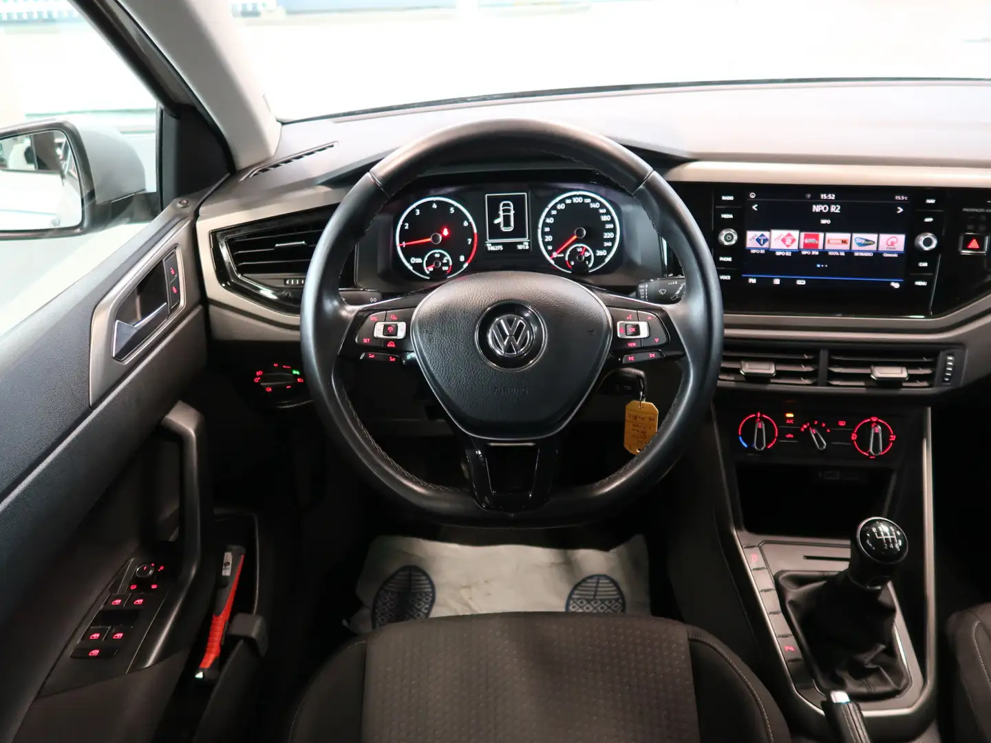 Volkswagen Polo 1.0 TSi 115pk Comfortline Bns. 5-drs. LED/CAMERA/N Grijs - 2