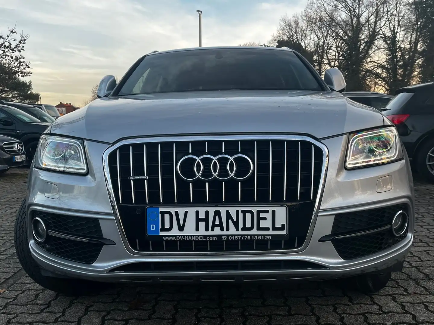 Audi Q5 3.0 S-Line quattro *Navi/Panoramadach/PDC* Argent - 2