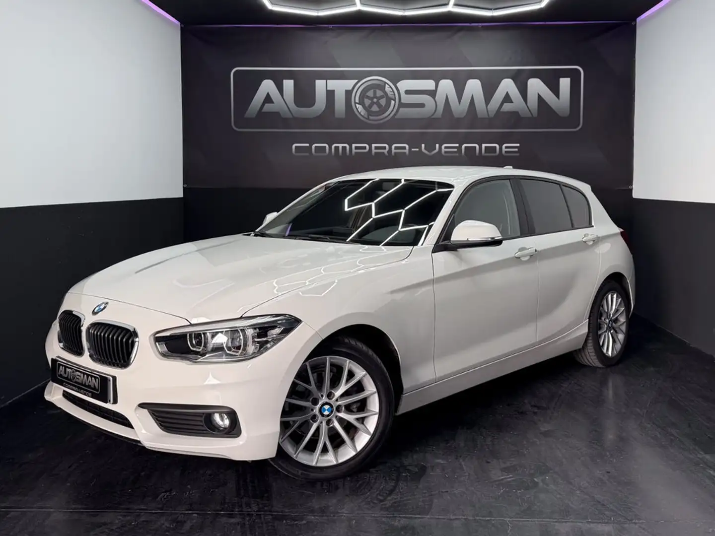 BMW 116 116d Blanco - 1