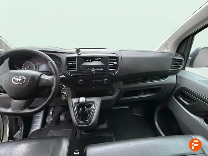 Toyota Proace 2021, foto 10