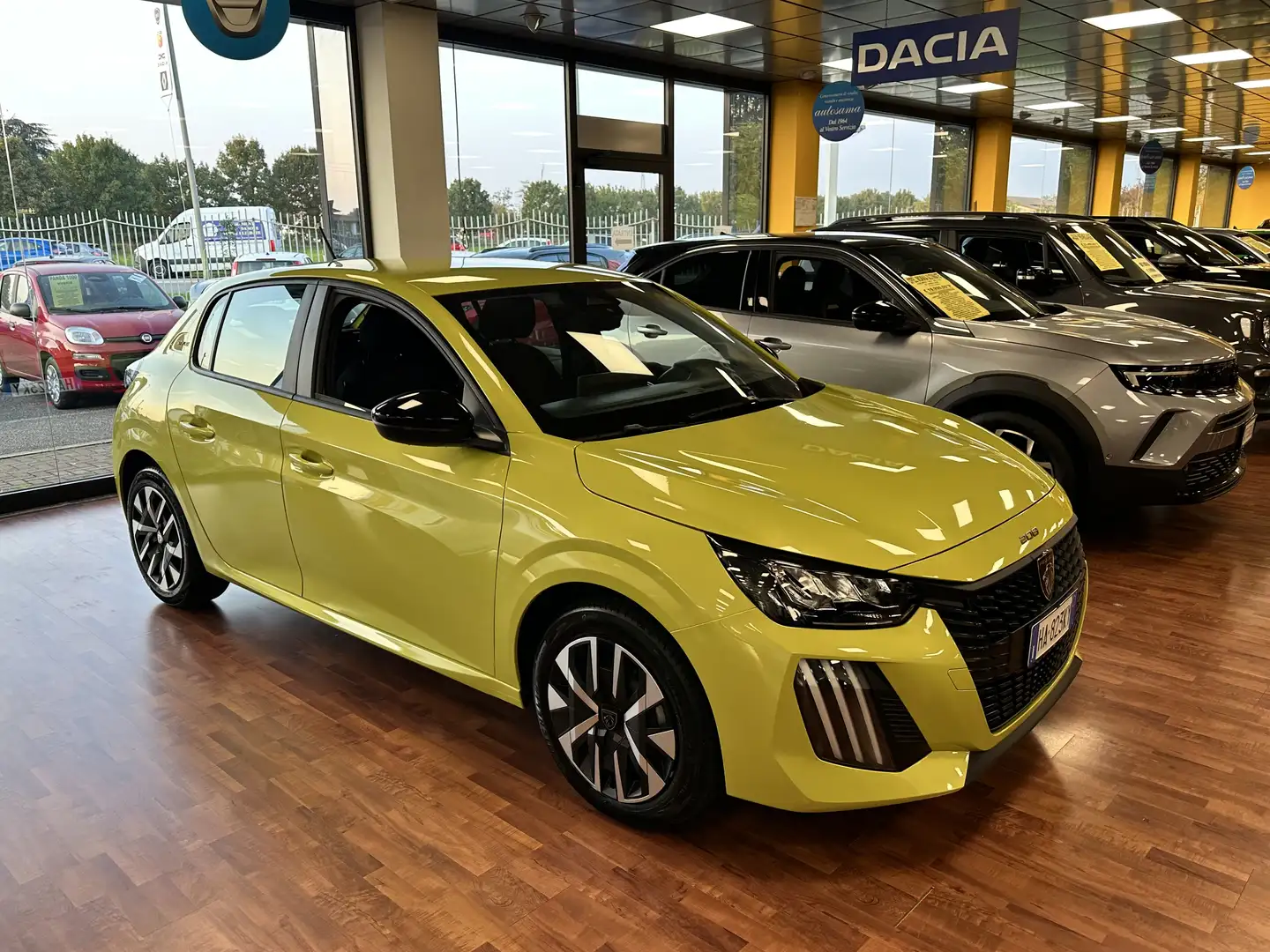 Peugeot 208 208 1.2 hybrid Style 110cv e-dcs  KM ZERO Jaune - 2
