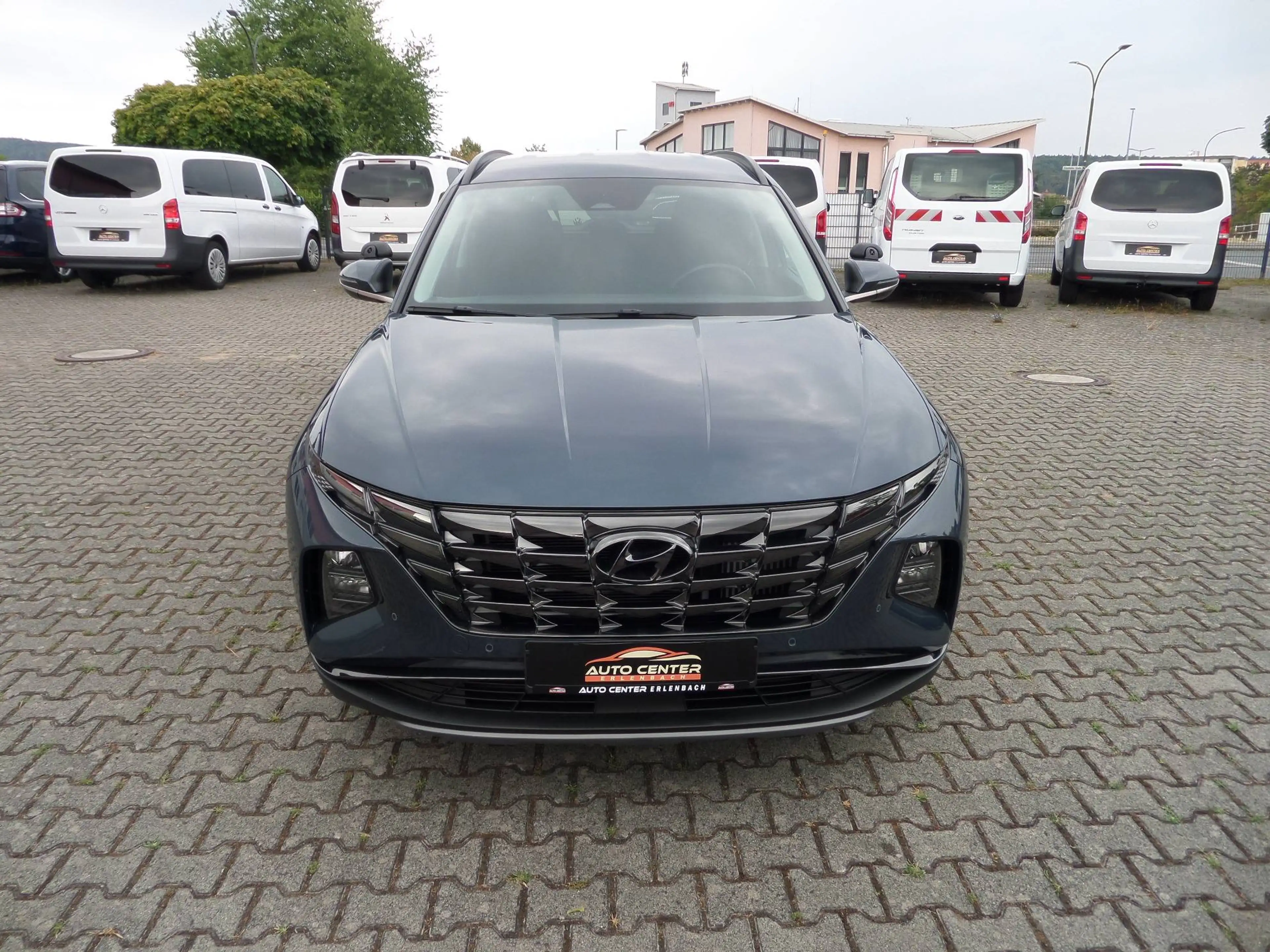 Hyundai TUCSON Mild-Hybrid 2WD+Fahrschulauto+AHK+Navi+Cam+SHZ+PDC+ACC+Sportpaket — photo 4