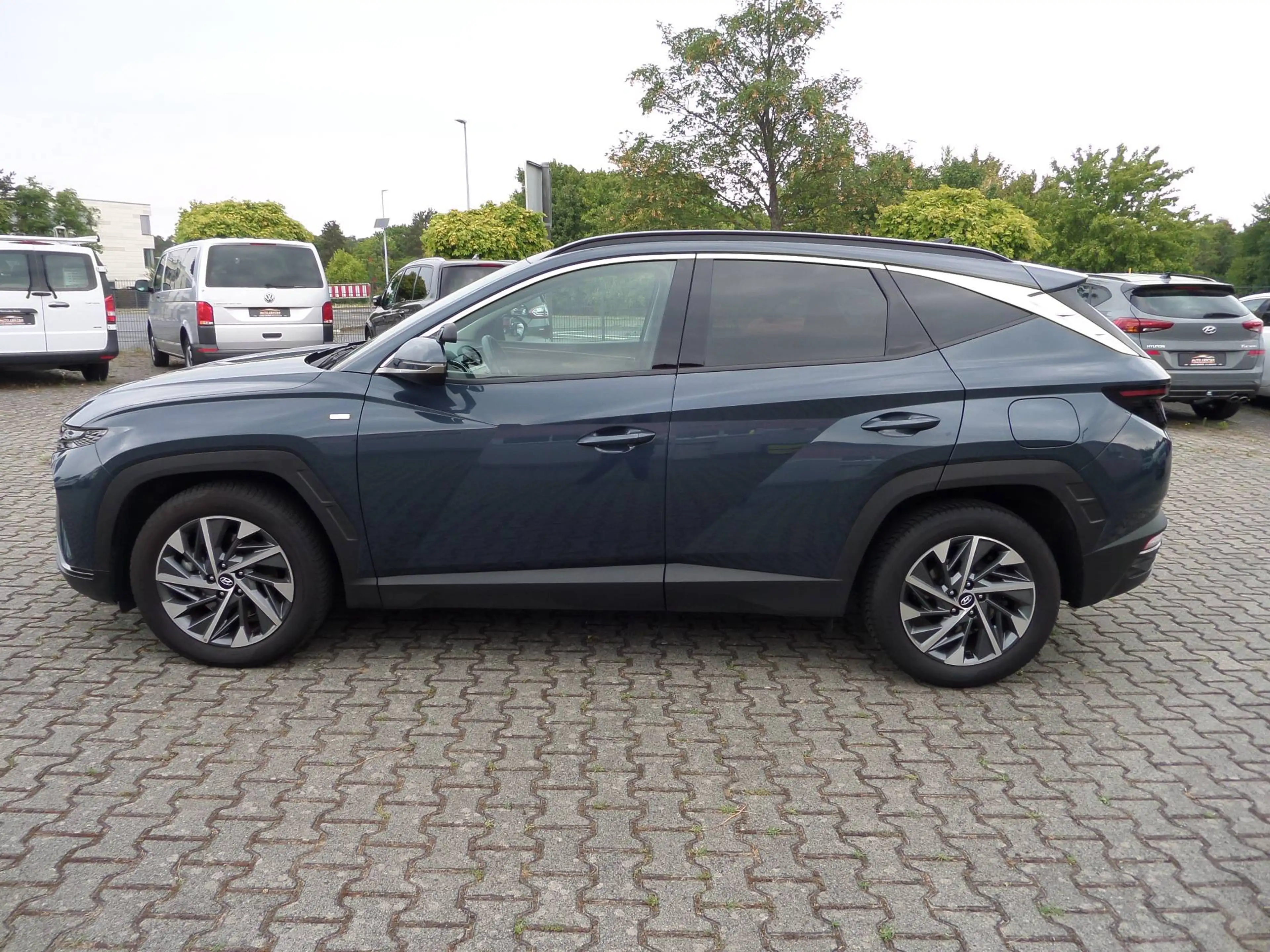 Hyundai TUCSON Mild-Hybrid 2WD+Fahrschulauto+AHK+Navi+Cam+SHZ+PDC+ACC+Sportpaket