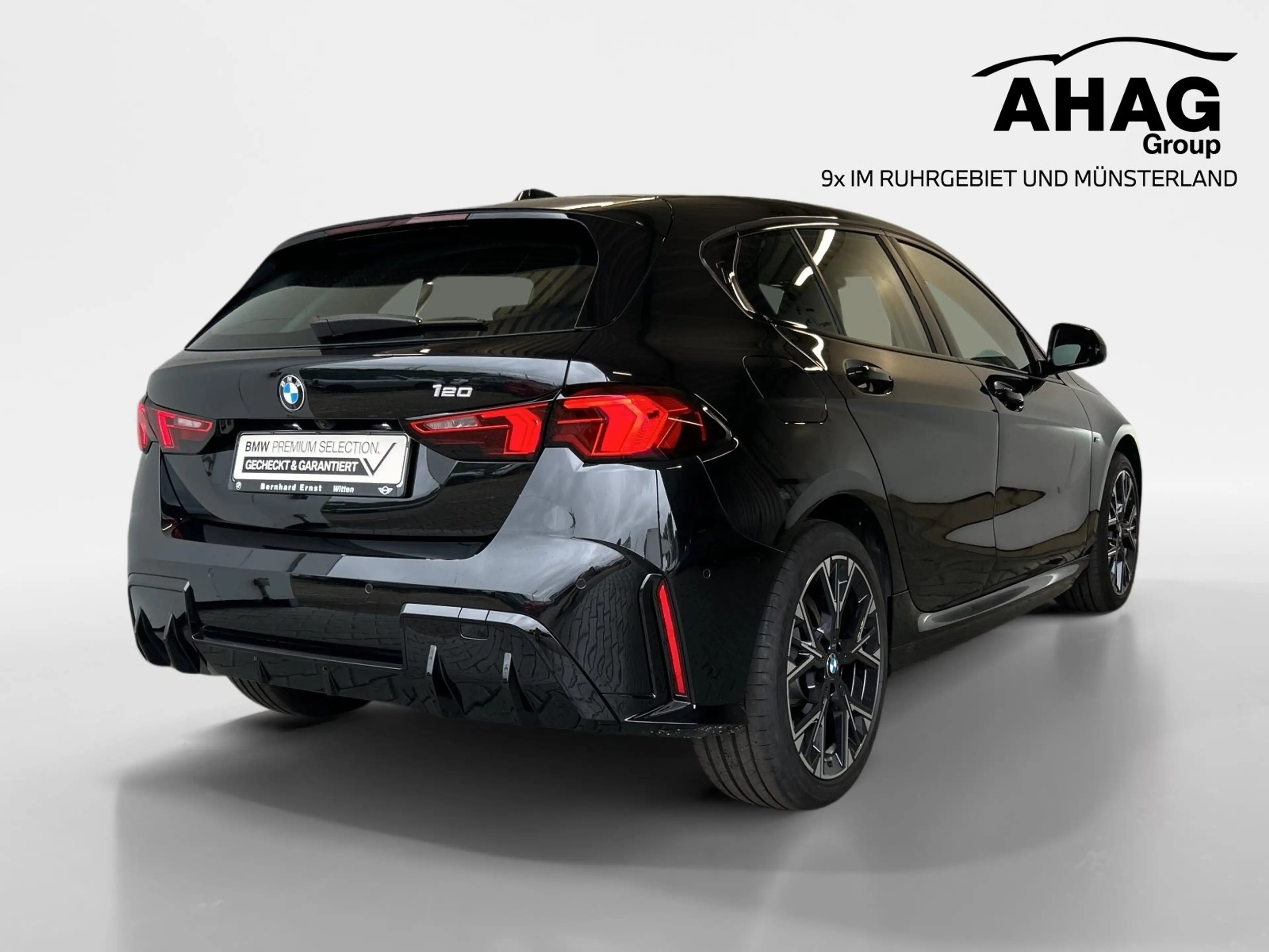 BMW 120 M Sport Design | HUD | Adaptive LED | — photo 4