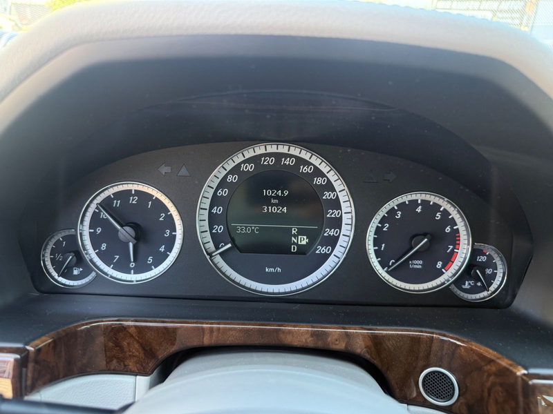 Mercedes-Benz E 350 Lim. 4Matic *1.HAND*EXKLUSIV*DISTR*S-BELÜF — photo 15