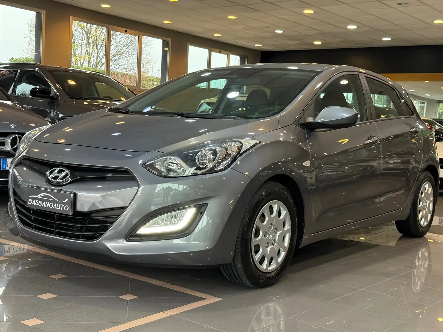 Hyundai i30 i30 II 2012 5p 1.4 crdi Classic 90cv Grigio - 1