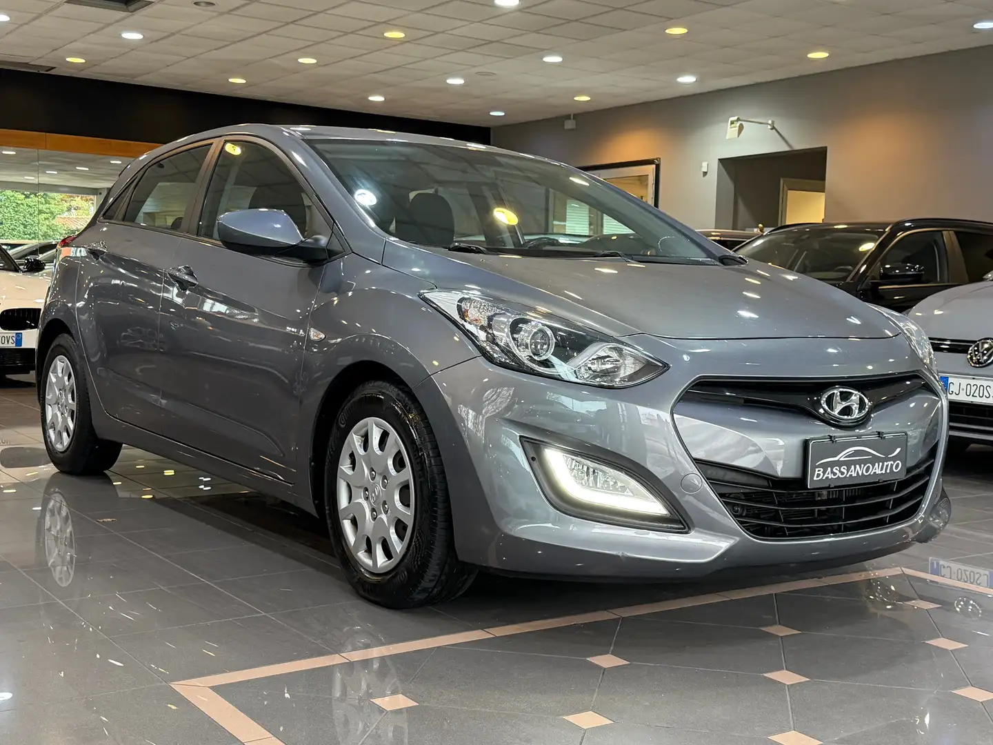 Hyundai i30 i30 II 2012 5p 1.4 crdi Classic 90cv Grigio - 2