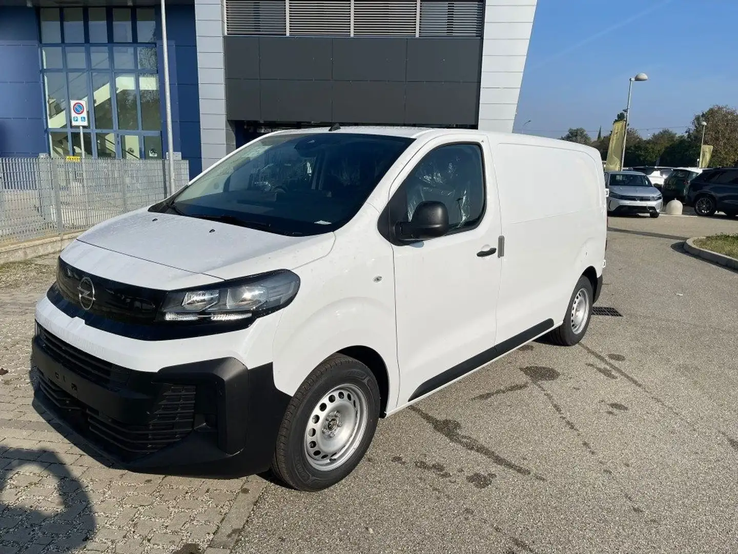 Opel Vivaro 1.5 Diesel 120CV S&S PL-TN M Furgone Bianco - 1