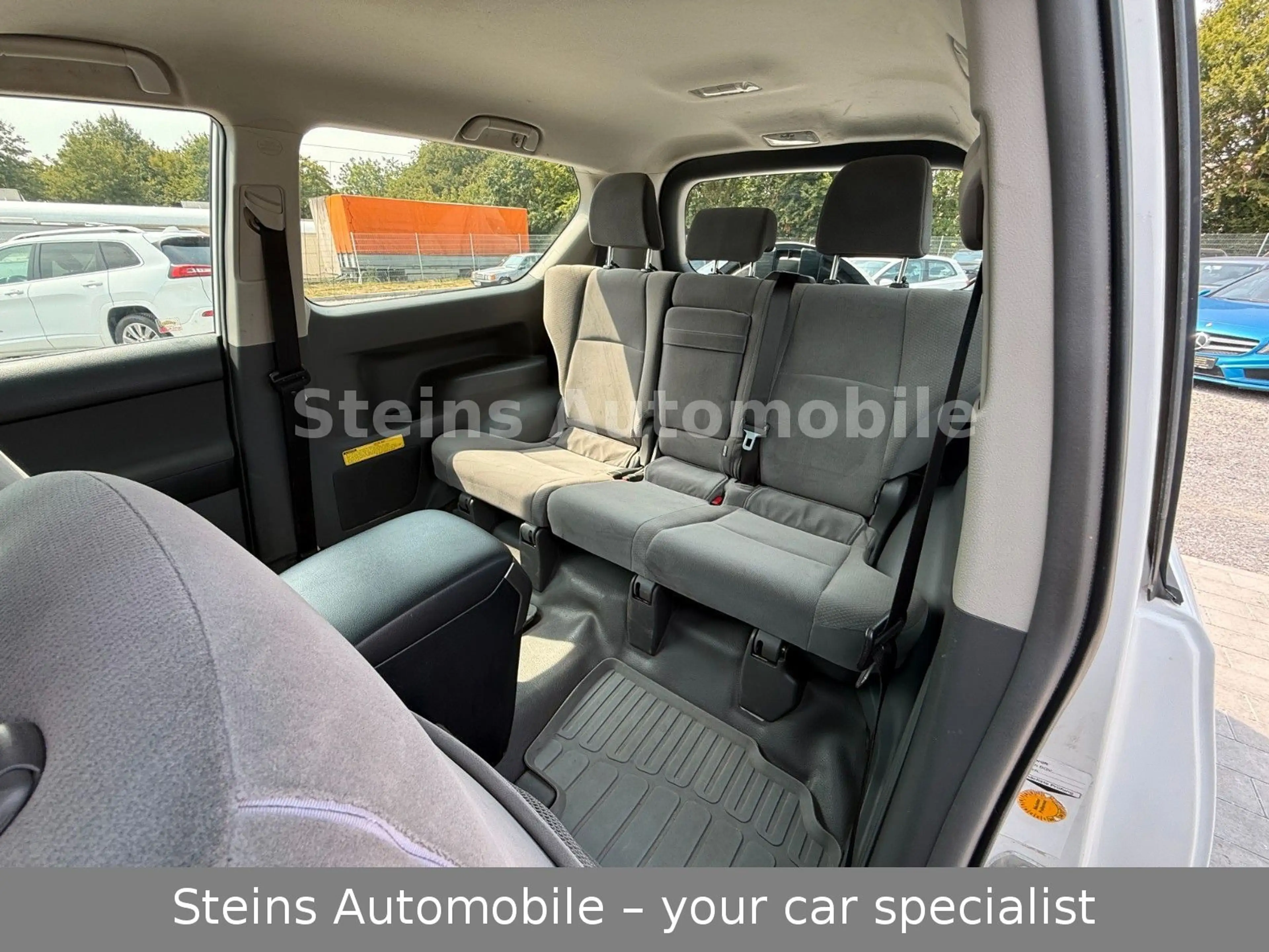 Toyota Land Cruiser *KLIMAAUT.*TÜV 07/2028*1-HAND*19%VAT — photo 15