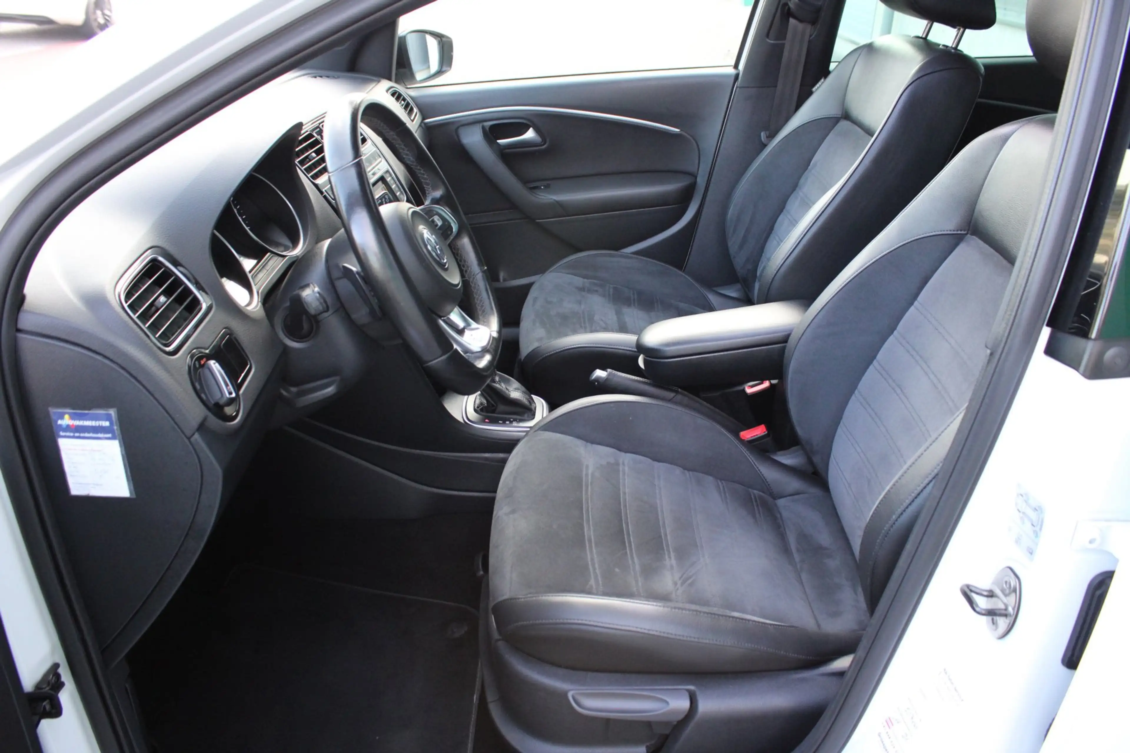 Volkswagen Polo 1.4 TSI BLUE GT 150 PK | DSG | PANO | CAMERA | ACC — photo 24