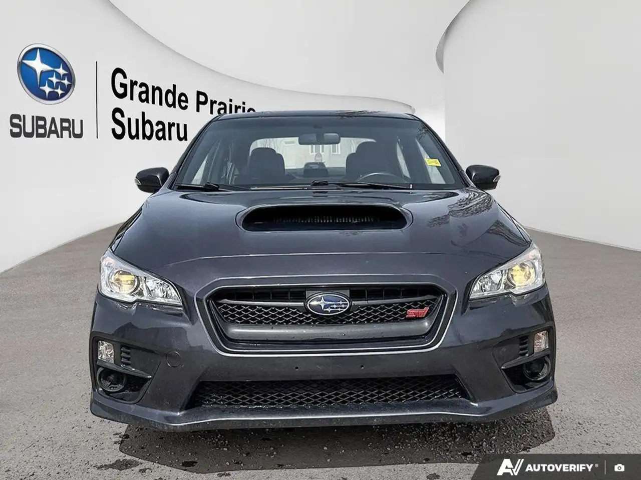 Subaru WRX снимка Subaru WRX