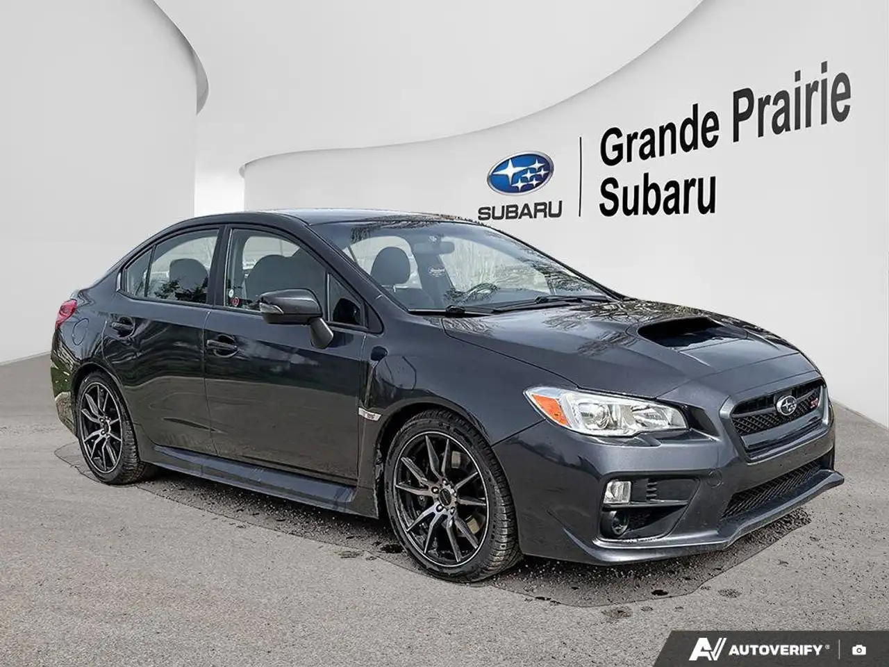 Subaru WRX снимка Subaru WRX
