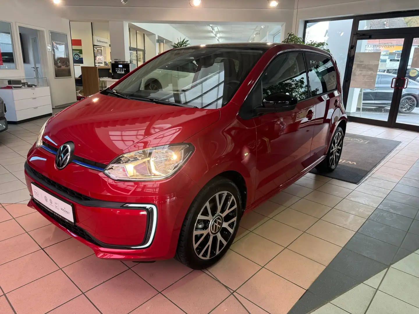 Volkswagen up! Edition+Kamera+ Tempomat+Sitzheizung+USB+ Rot - 2