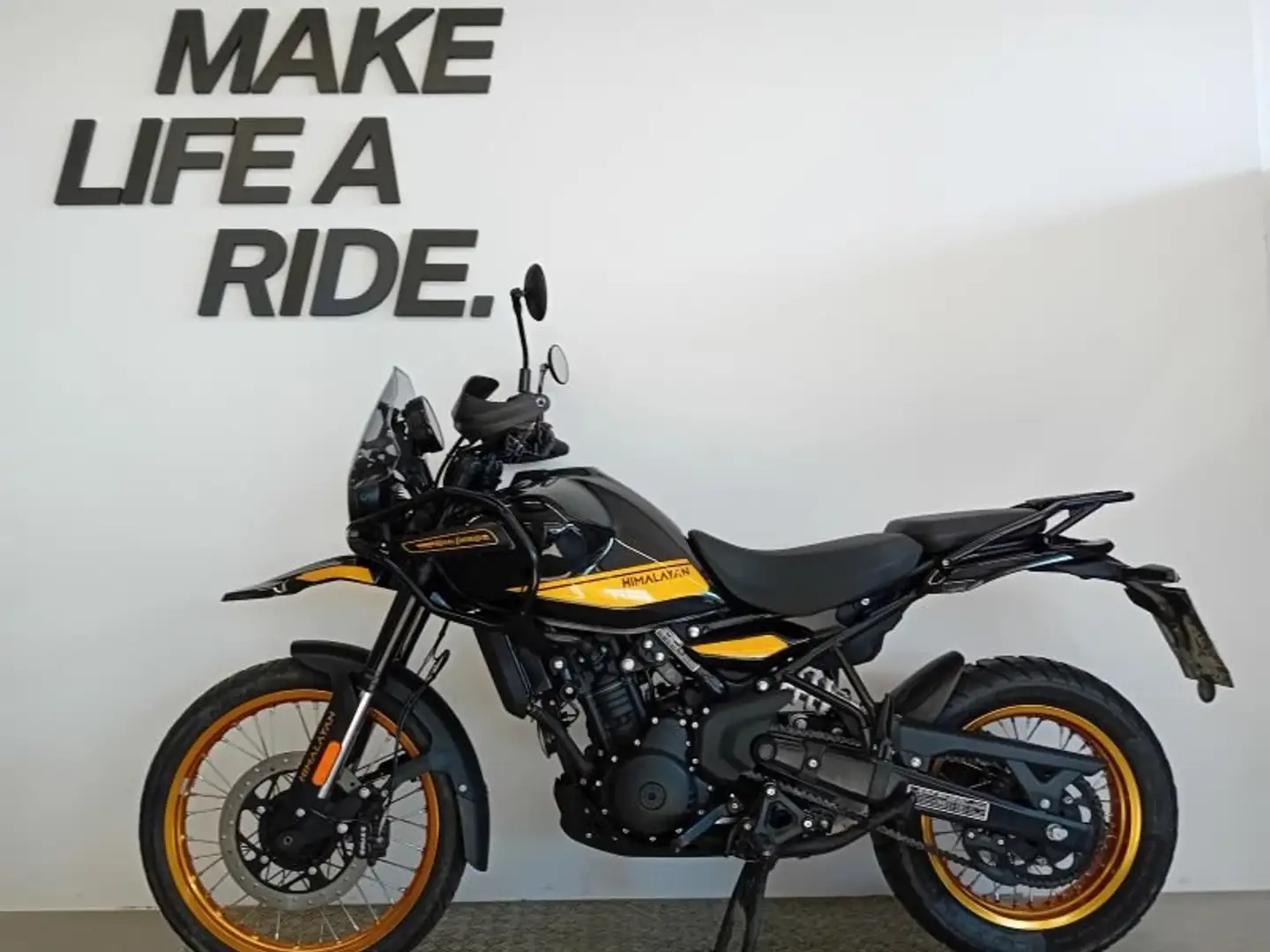 Royal Enfield Himalayan 450 Nero - 2
