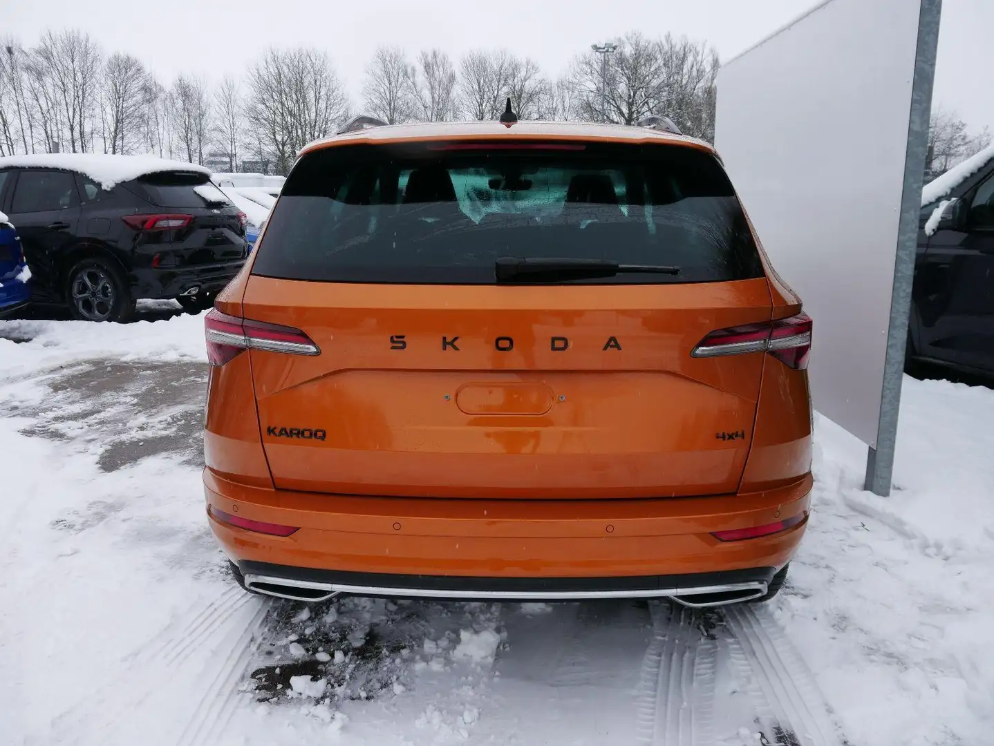 Skoda Karoq Sportline 2.0 TSI 4x4 DSG DSG*KESSY*TEMPOMAT*PD... Orange - 2