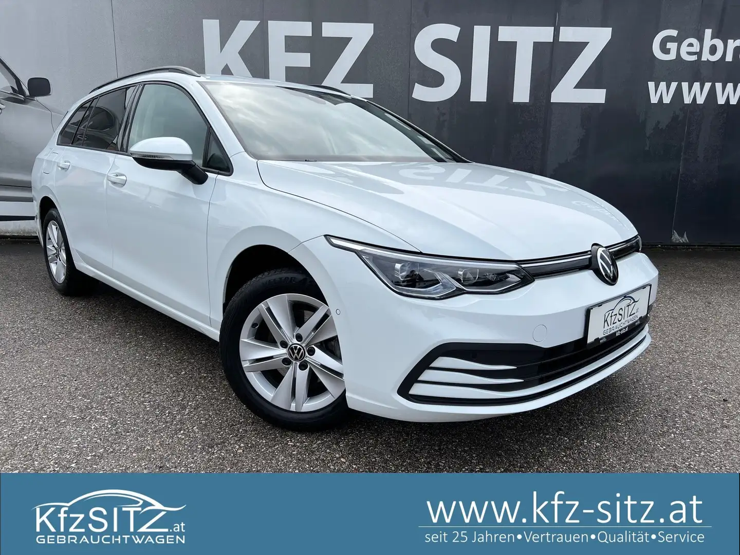 Volkswagen Golf Variant 1,5 TSI Life | VOLL-LED Bianco - 1