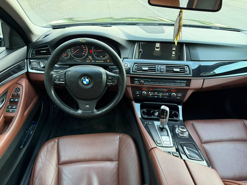 BMW 525 525d 3.0L Automatique — photo 8