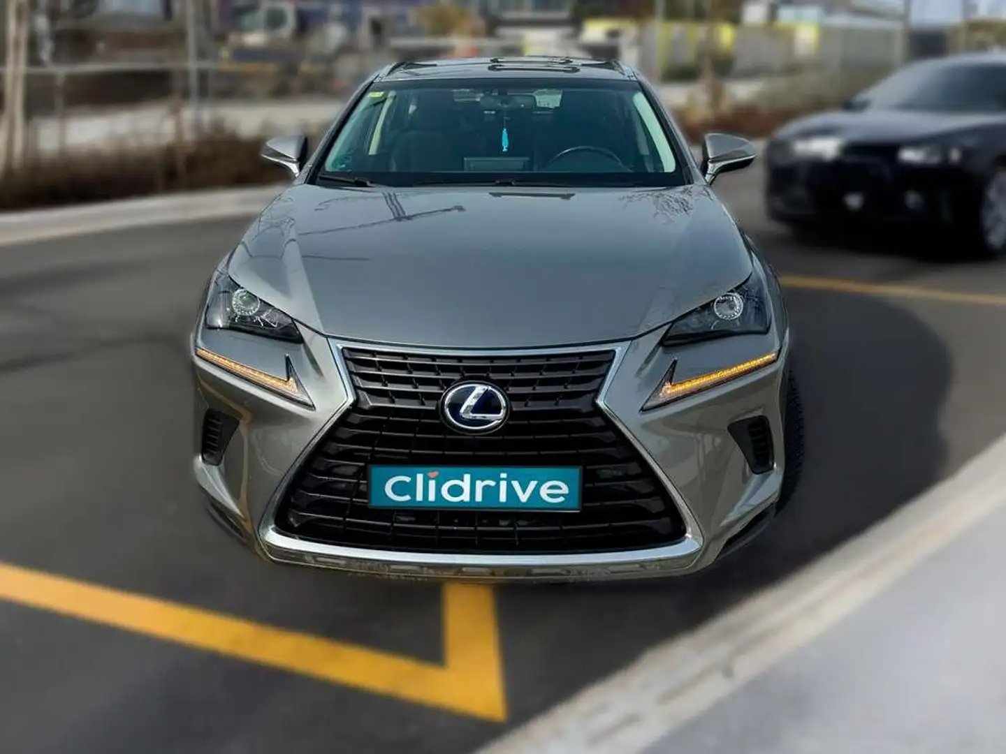 Lexus NX 300 2.5 300h Business Navigation 2WD Beige - 2