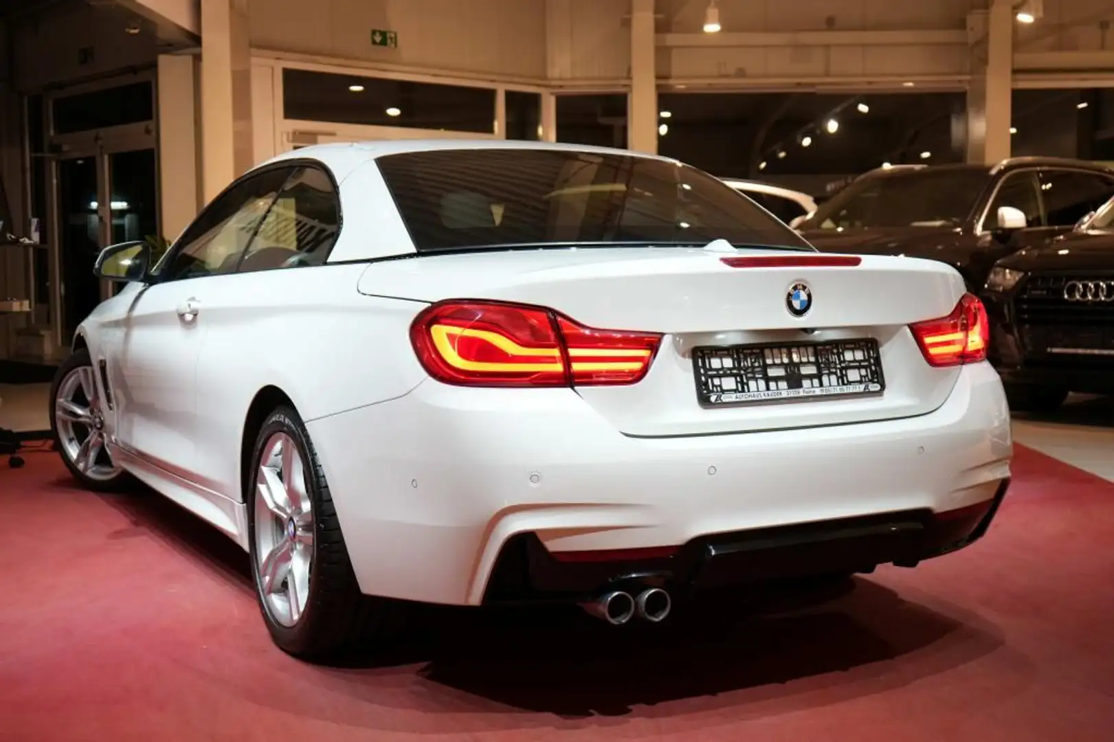 BMW 430 i Cabrio Sport Line*LED*Navi*Kamera* Blanc - 2