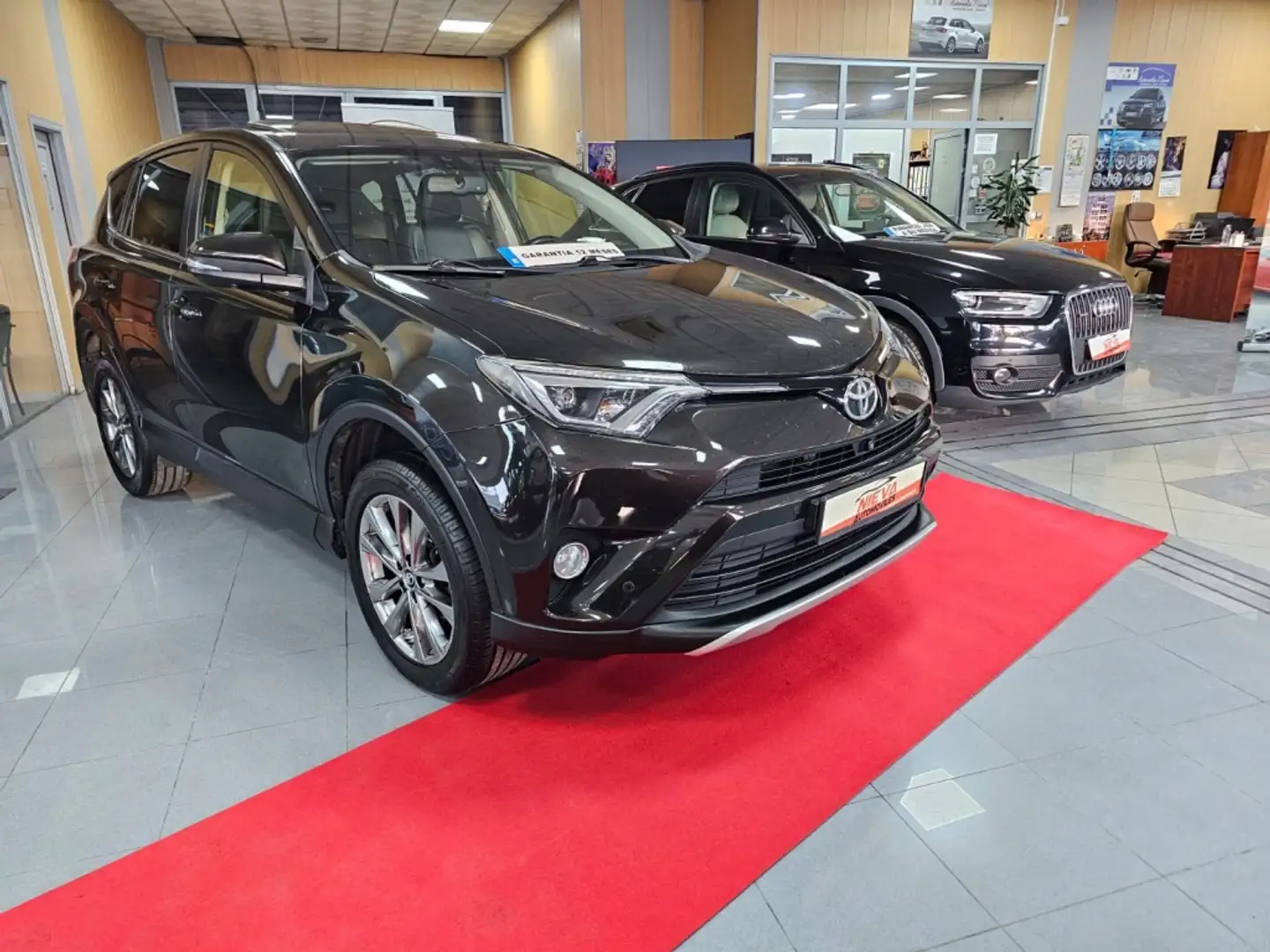Toyota RAV 4 150D Executive 2WD Noir - 1
