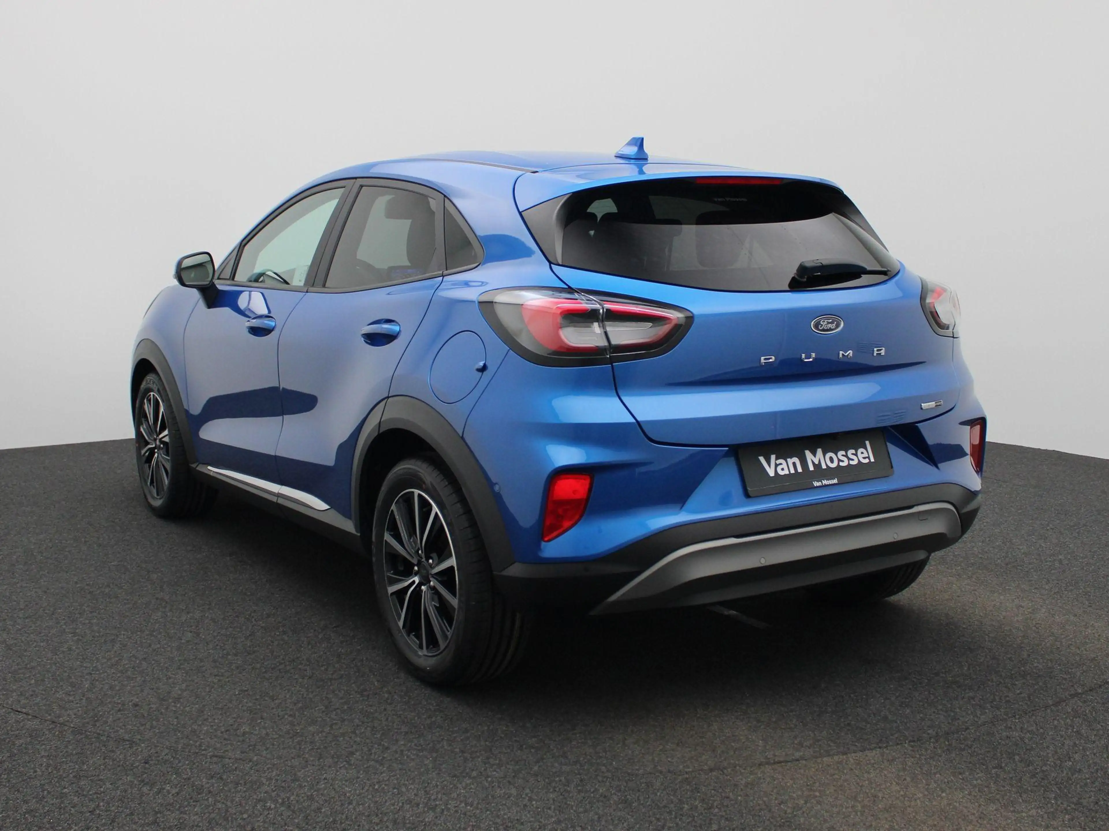 Ford Puma 1.0i Ecoboost mHEV 92kW Titanium Camera | PDC V+A — photo 2