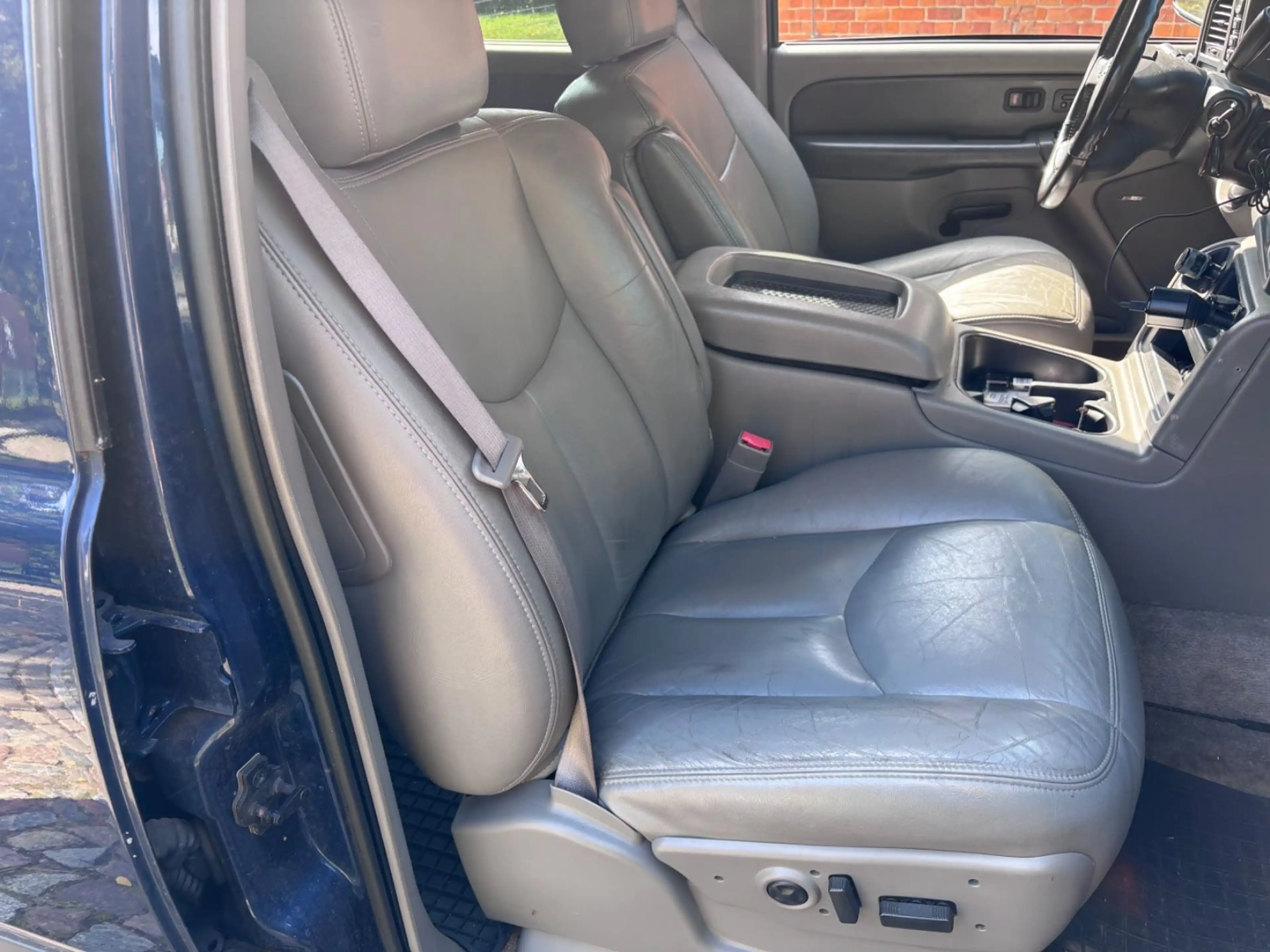 Chevrolet Tahoe 5.3 LS — photo 6