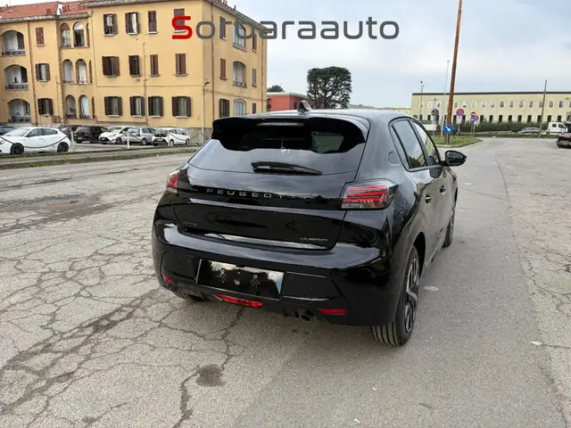 Peugeot 208 view 5