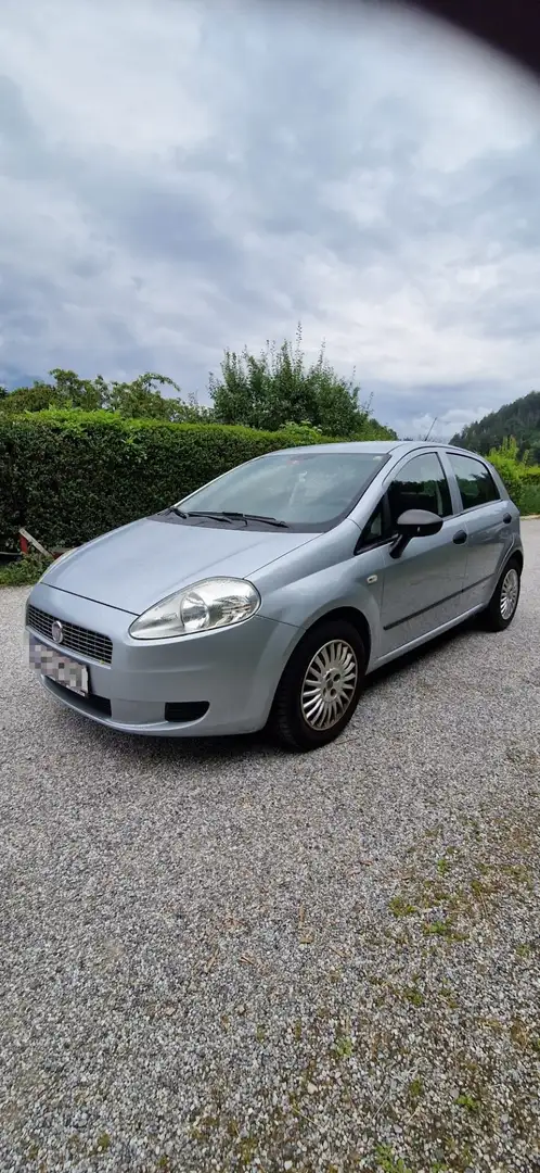 Fiat Grande Punto 1,4 75 S Silber - 1