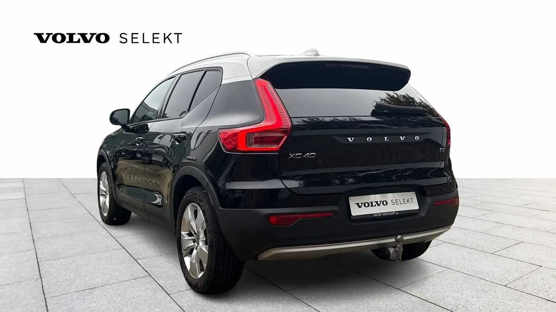 Volvo XC40 T3 MOMENTUM PRO Nero - 2