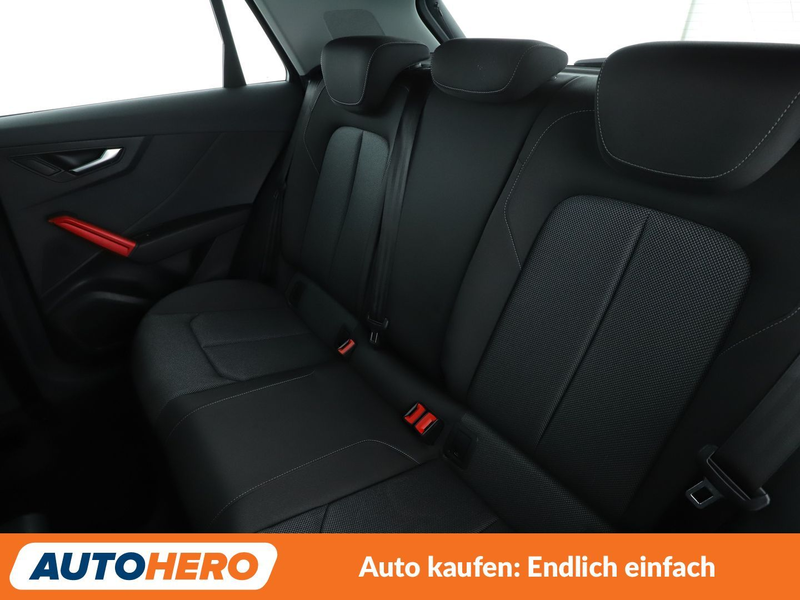 Audi Q2 40 TFSI quattro Sport Aut.*NAVI*LED*ACC* — photo 10