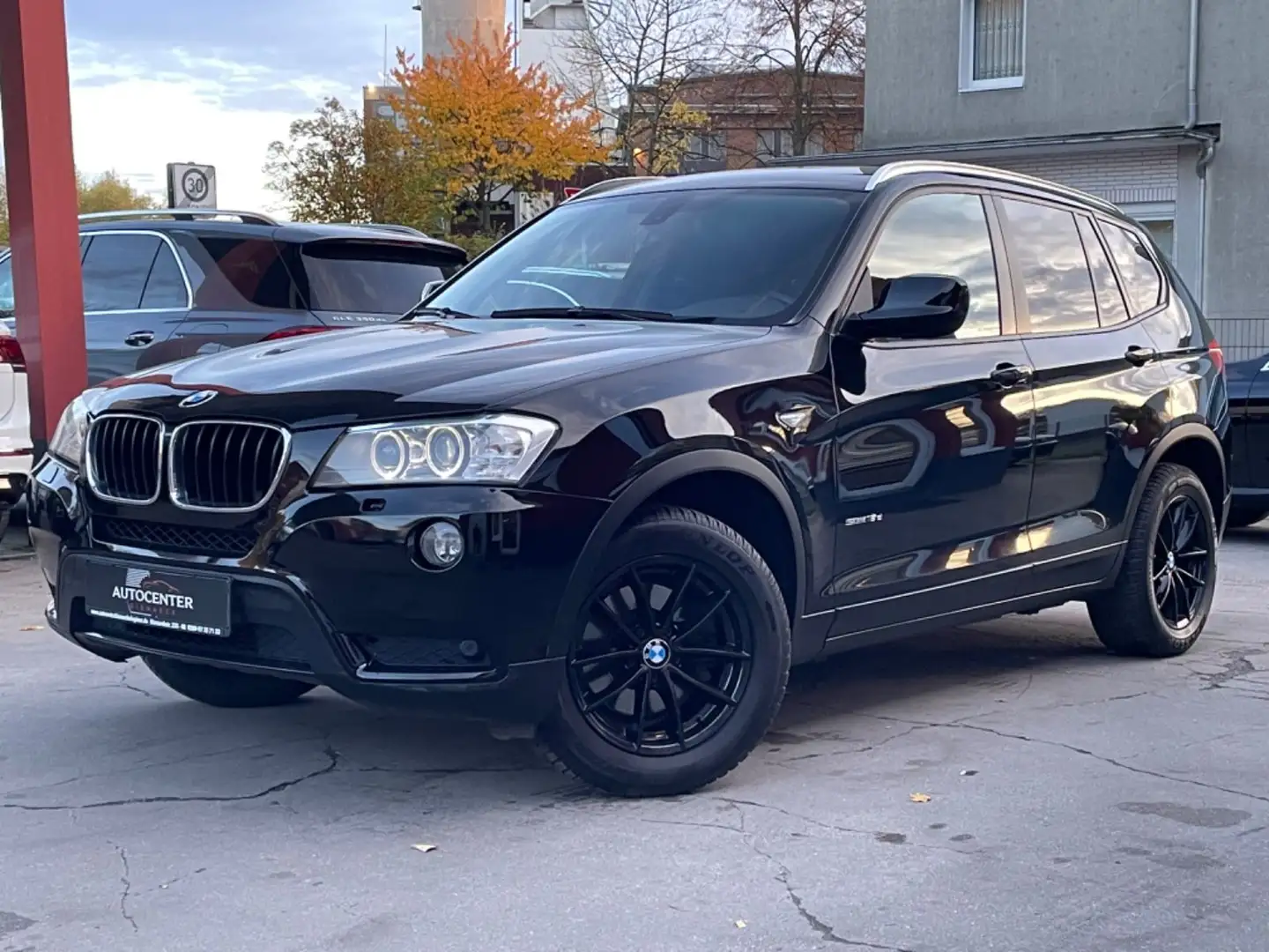 BMW X3 sDrive 18 d*BI-XENON*MFL*PDC* Noir - 1