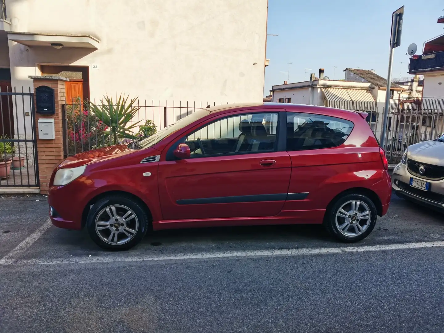 Chevrolet Aveo EcoLogic LT Rosso - 1
