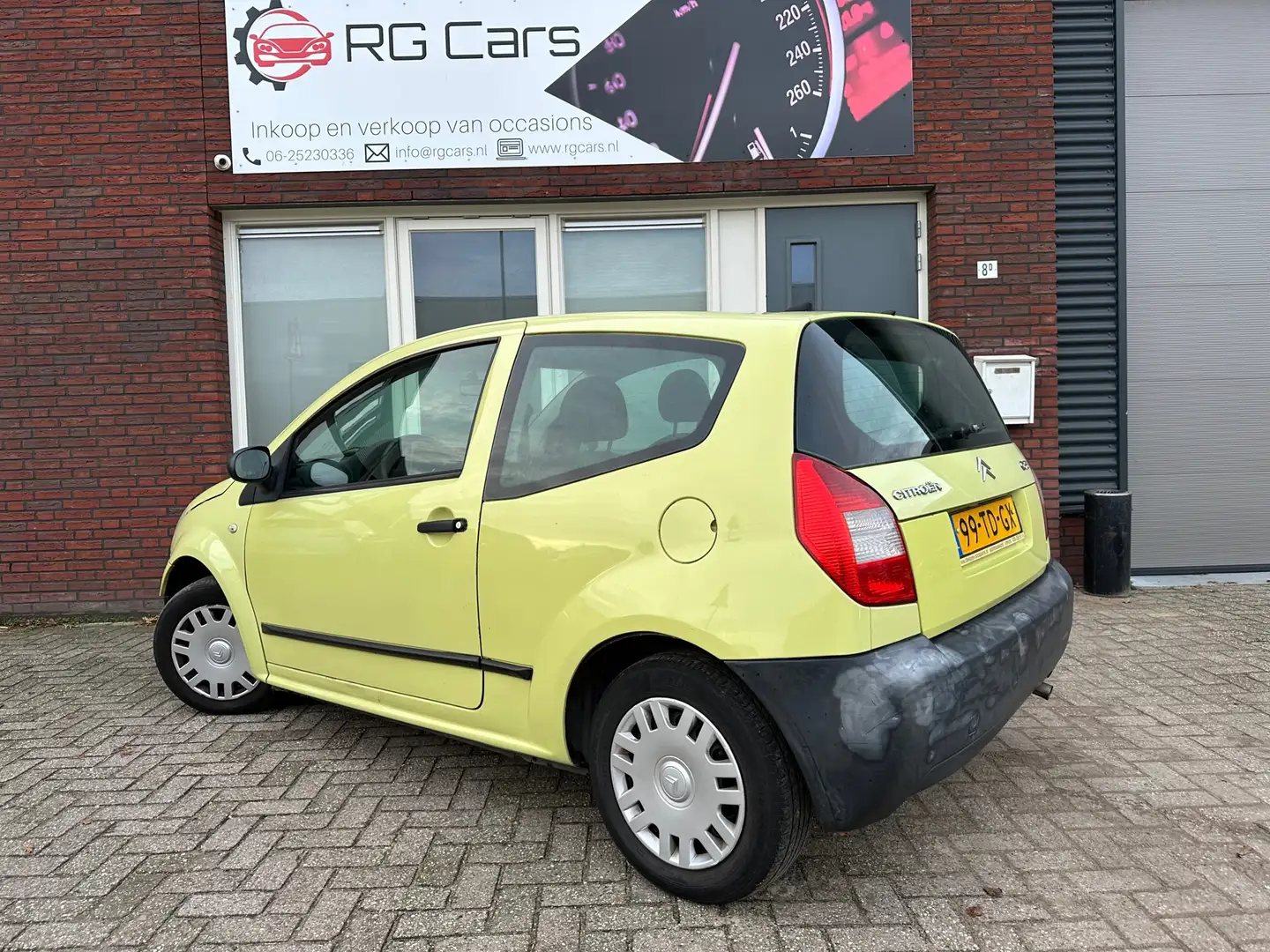 Citroen C2 1.1i Furio / NAP Geel - 2